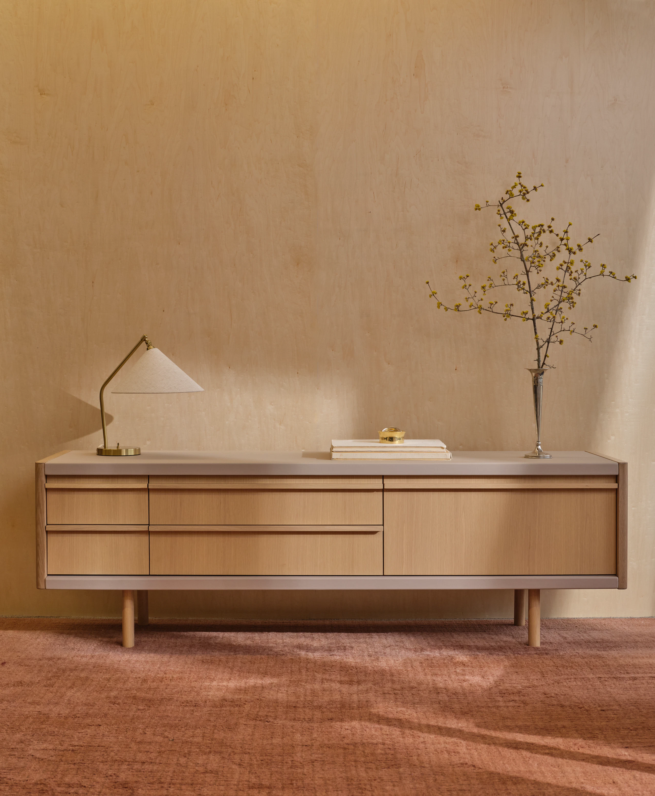 Saiba Lounge with New Canaan Media Unit