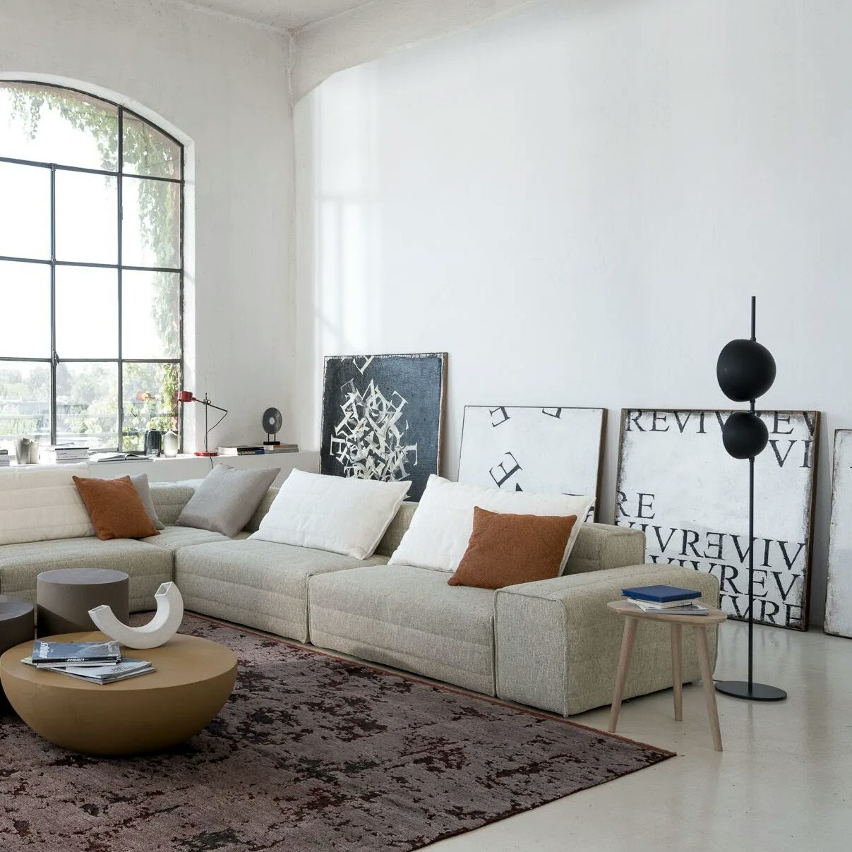 Superluna Floor Lamp