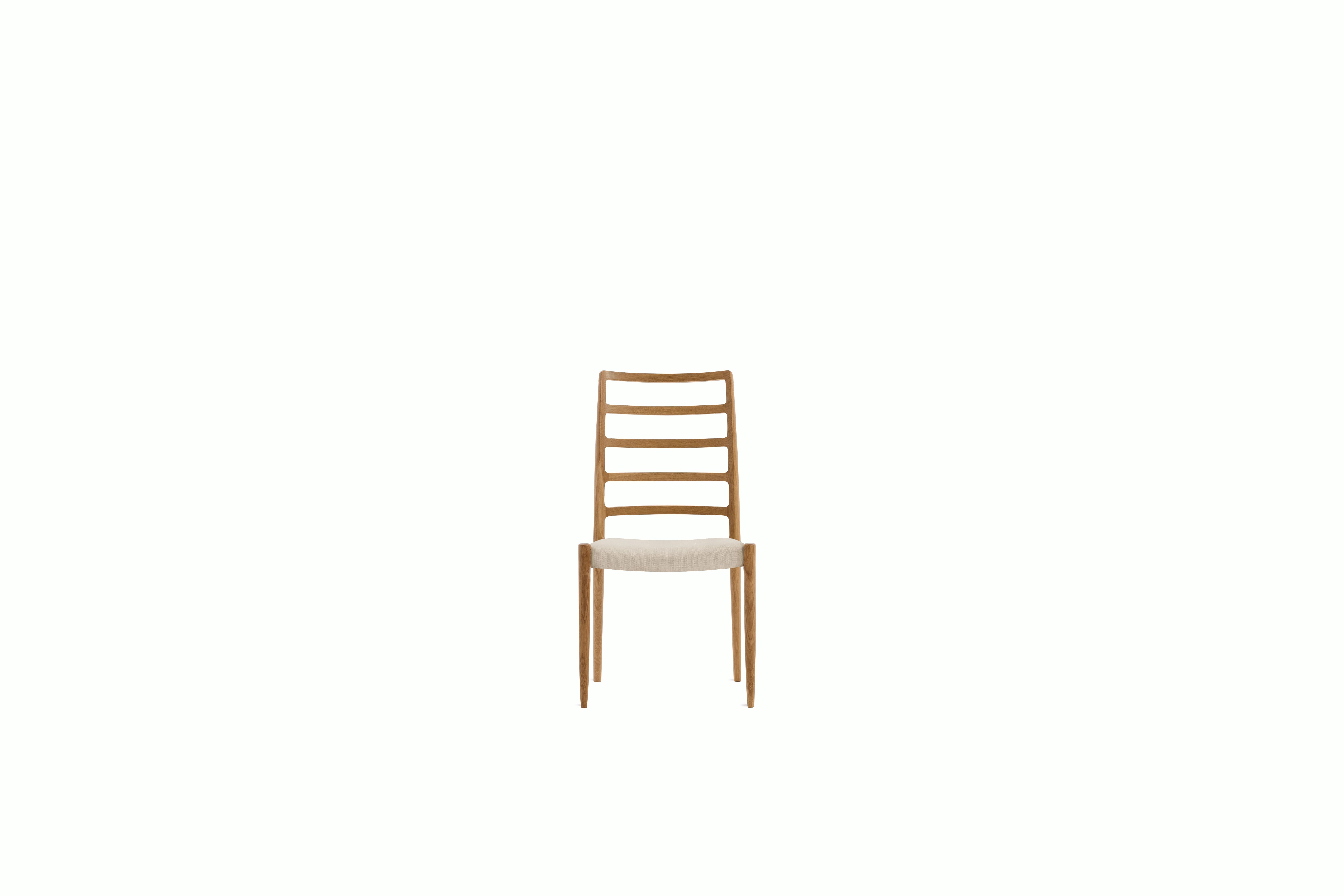 Moller 82 Side Chair - oak,  album-linen,  gentle