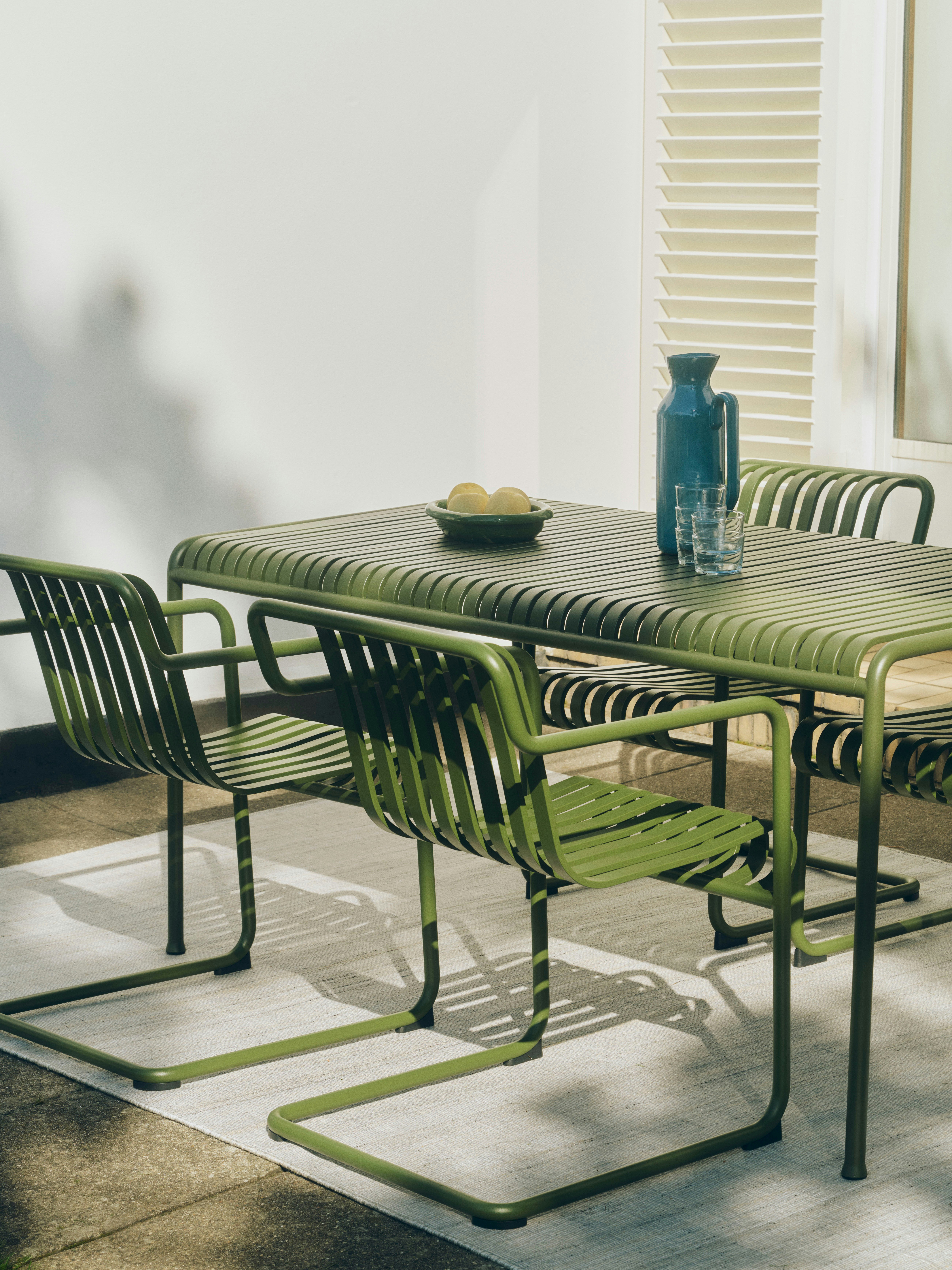 Palissade Cantilever Dining Armchair
