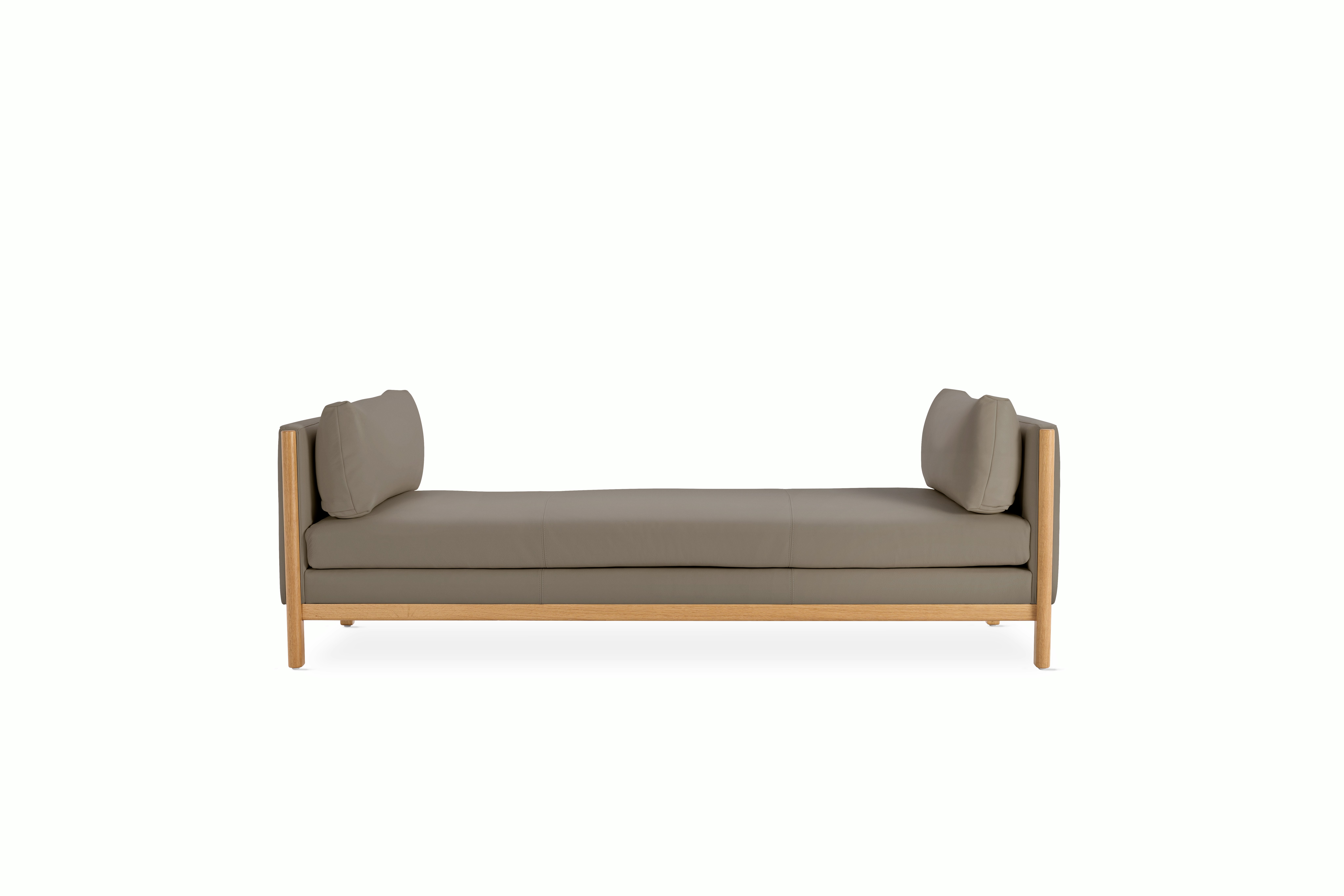 Emmy Chaise