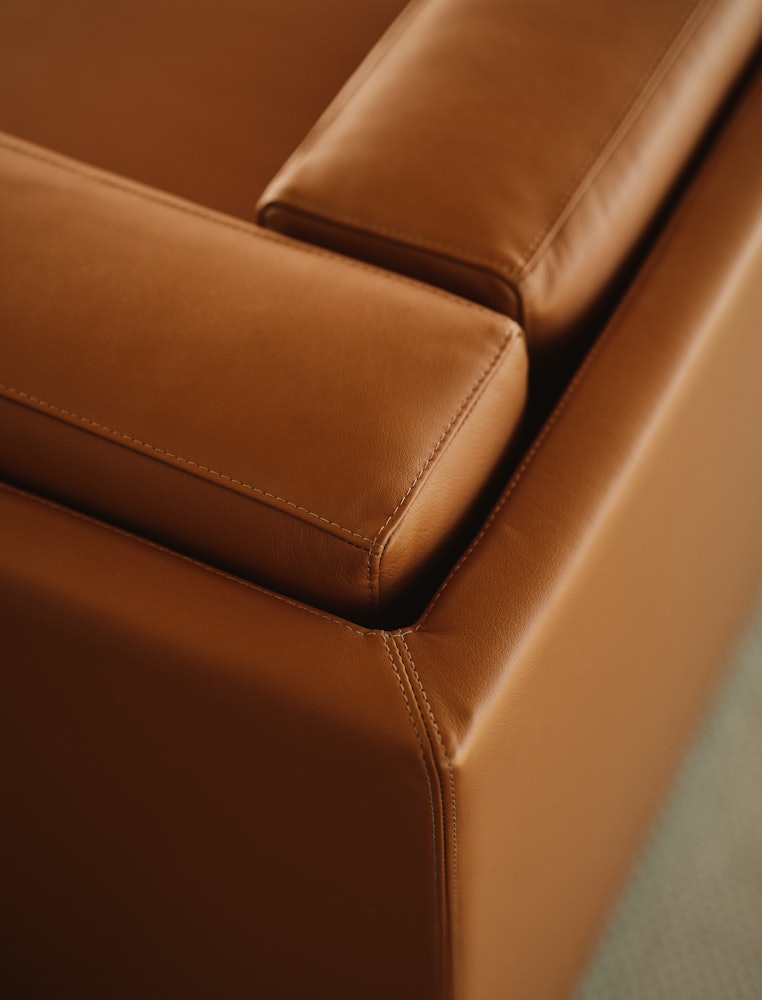 Symme Sofa - Leather Frame