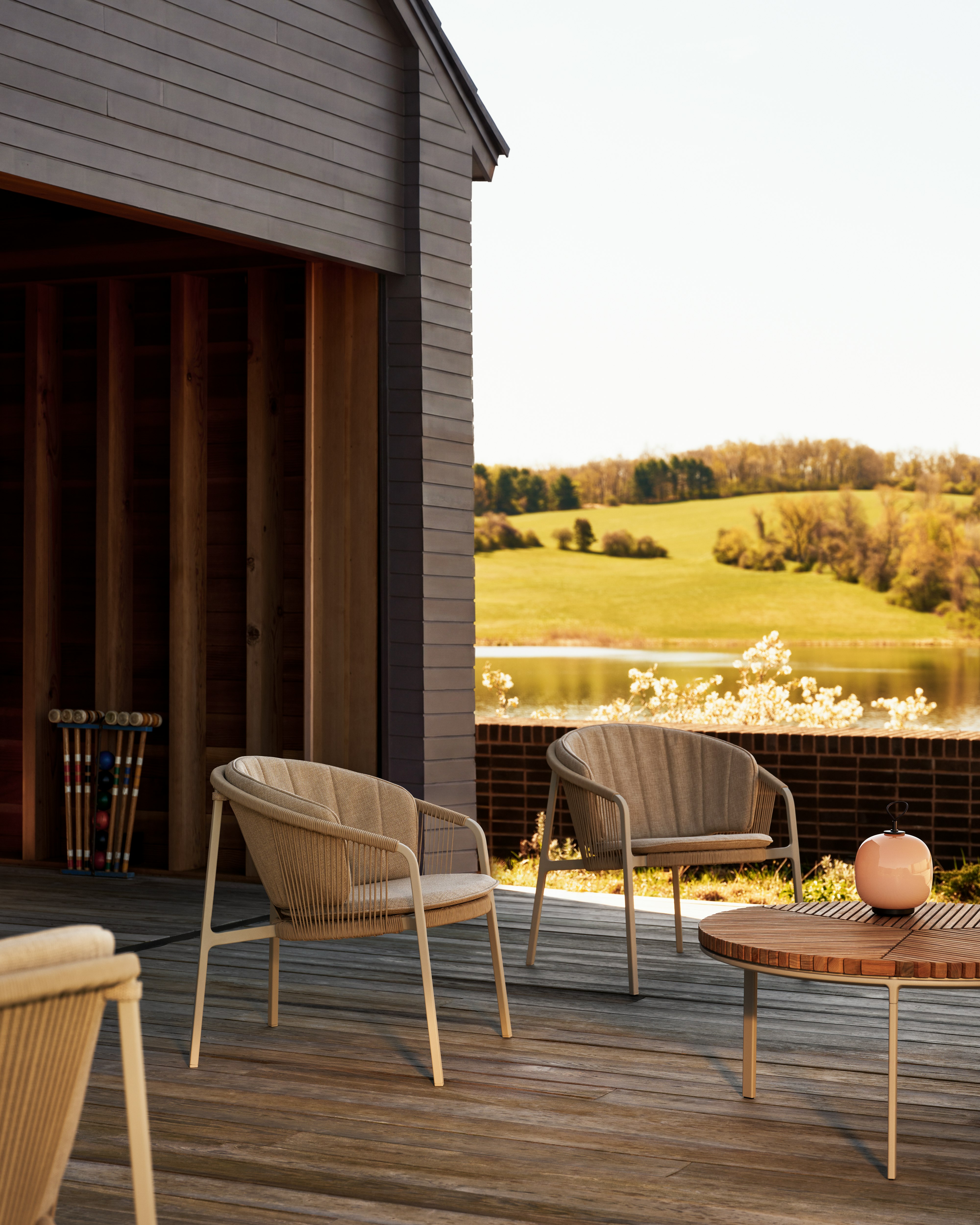 Outdoor Lounge Chairs + Ottomans