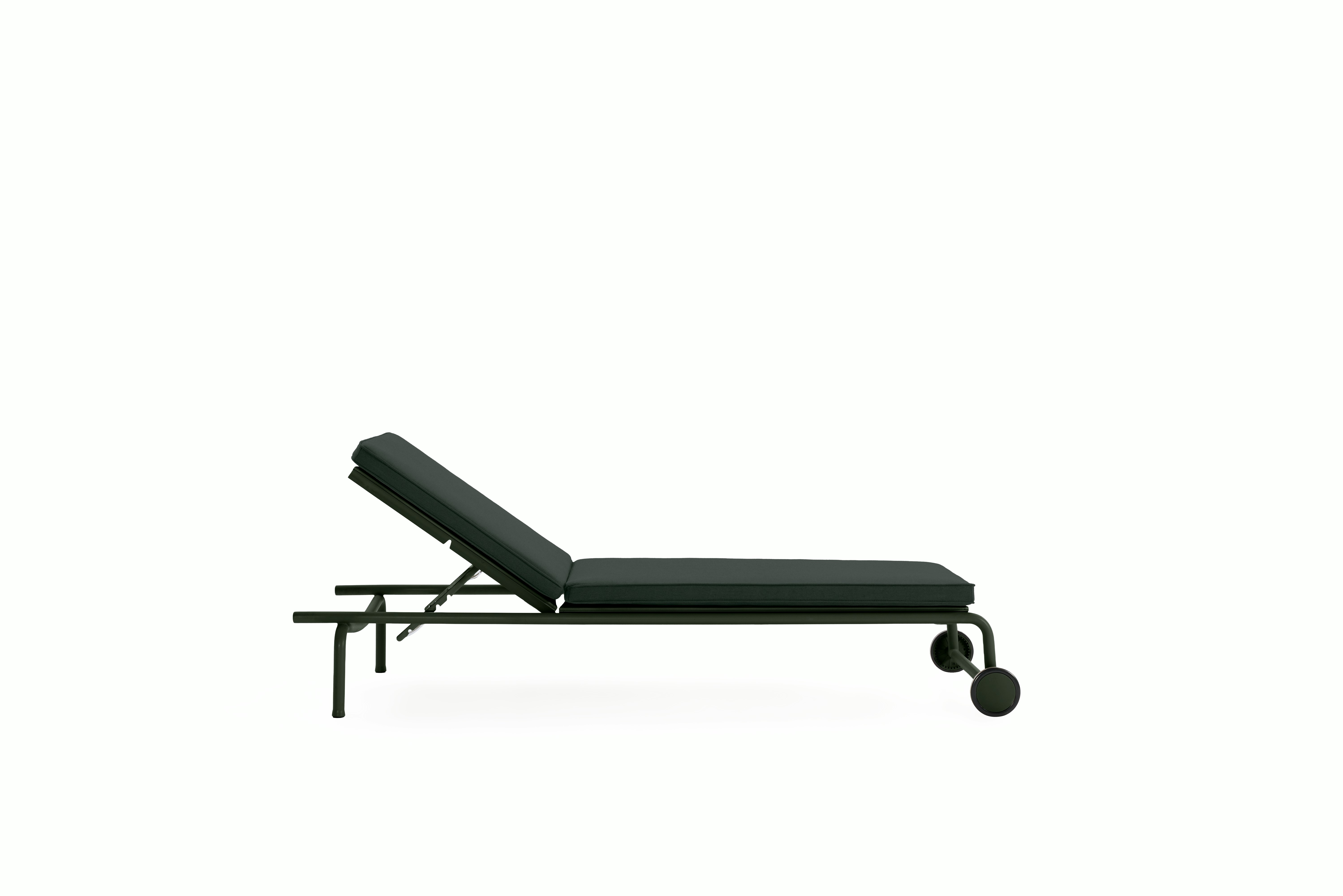 Campus Outdoor Chaise