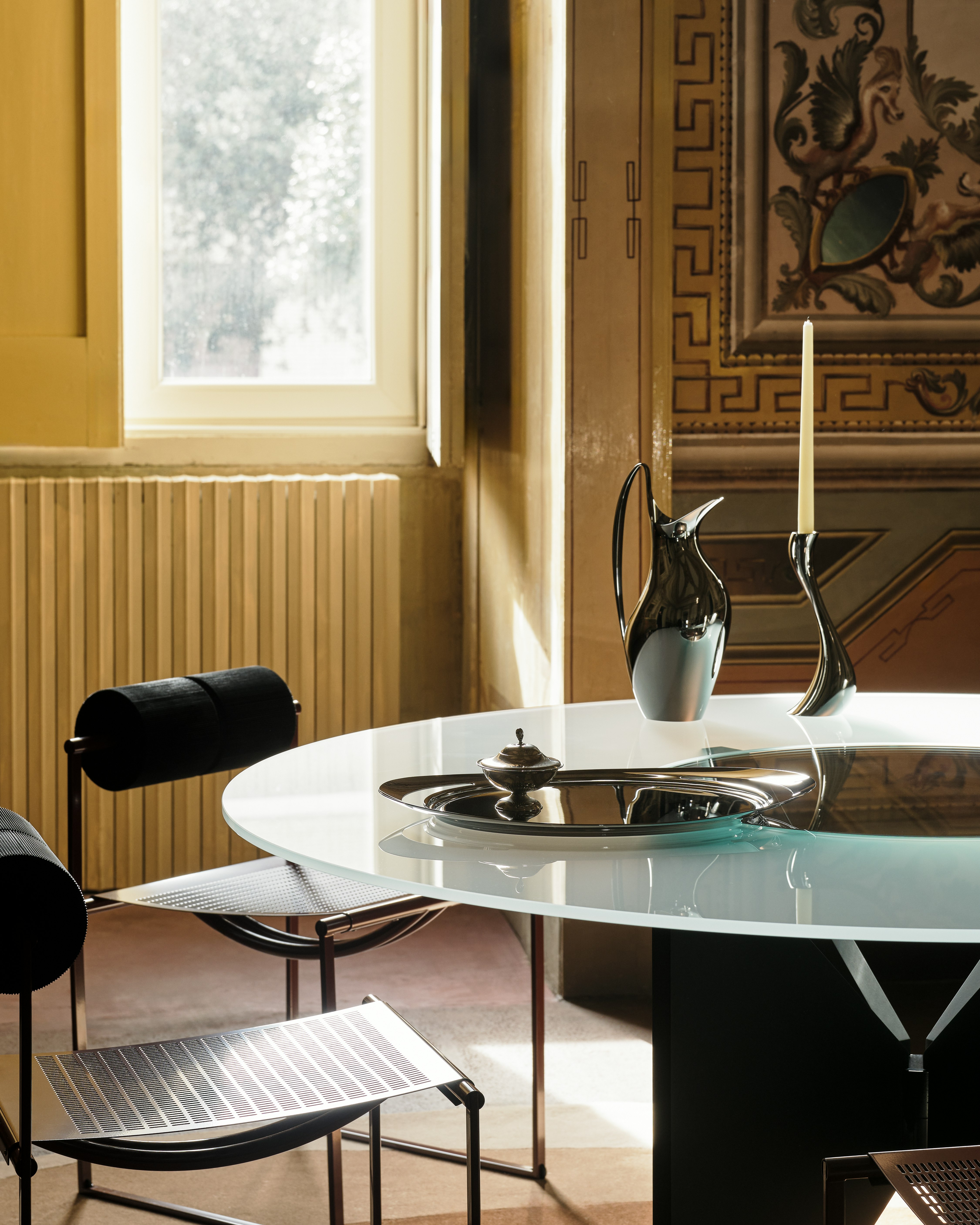 Saturno Dining Table