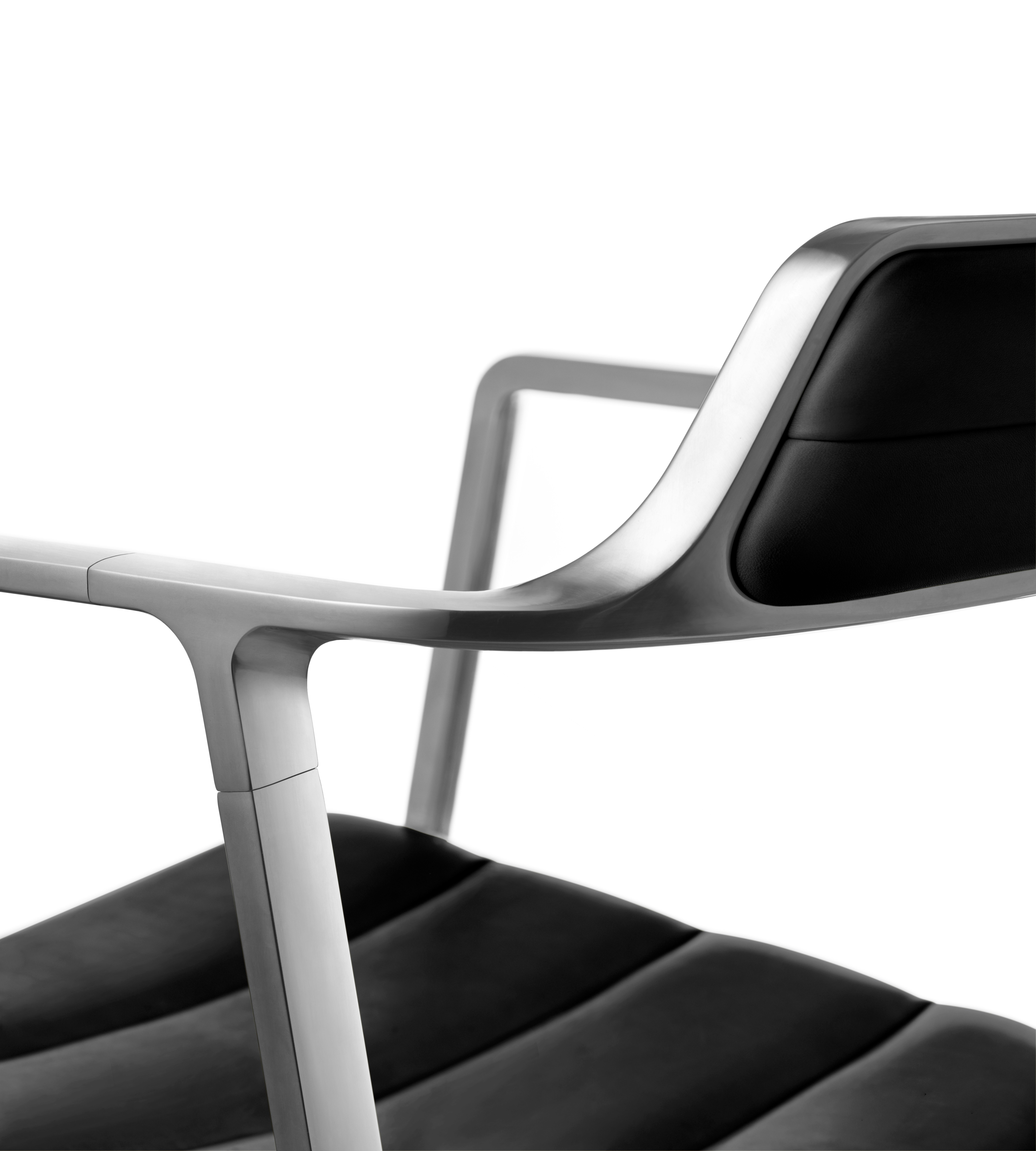 A detailed look at the Vipp452 Swivel Chair.