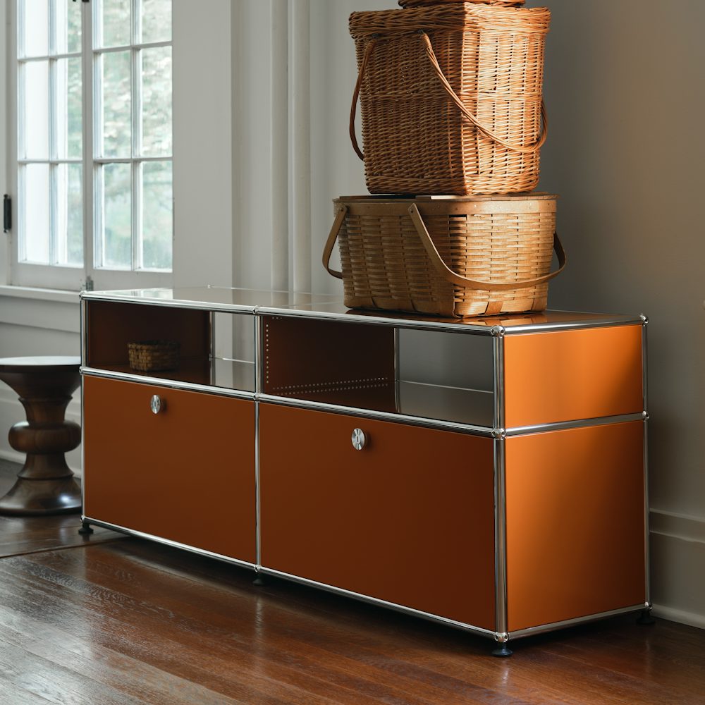 USM Haller High Media Console