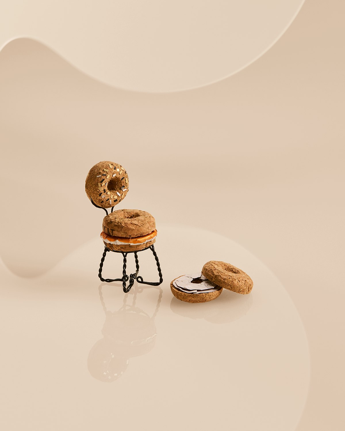 DWR Champagne Chair Contest, 2026