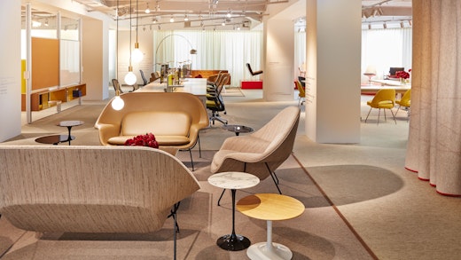 flexible open plan lounge group workstation lobby welcome