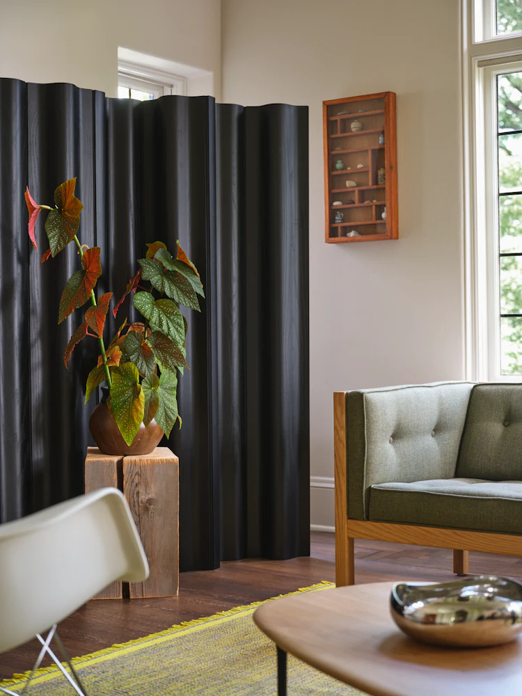 Eames Molded Plywood Folding Screen – Herman Miller Store Eames Molded Plywood Folding Screen – Herman Miller Store
