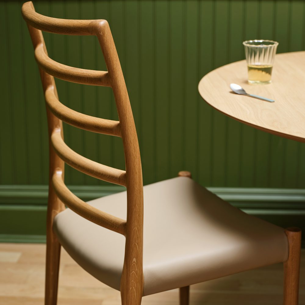 Moller Model 82 Side Chair