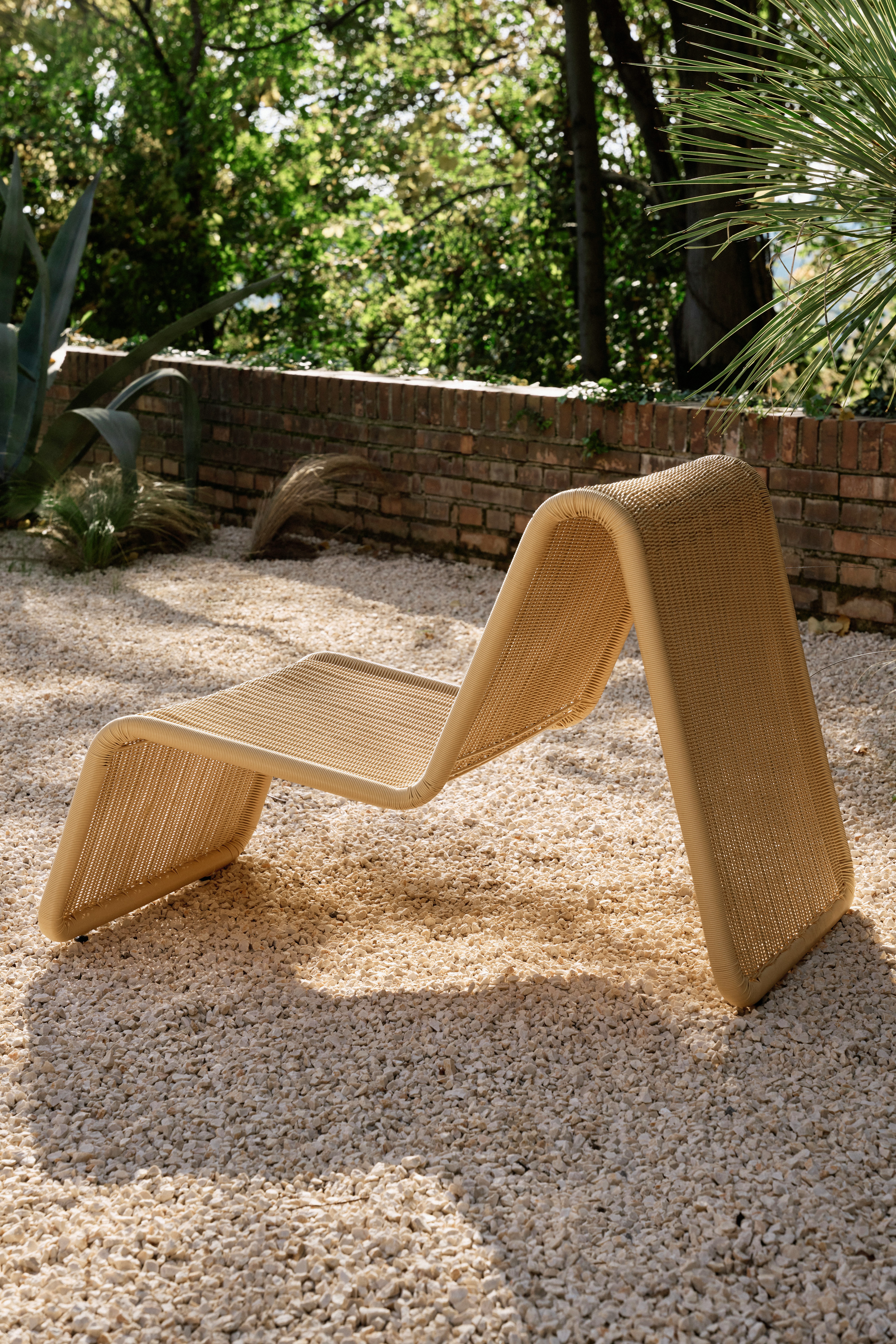 P3 Outdoor Lounge Chair