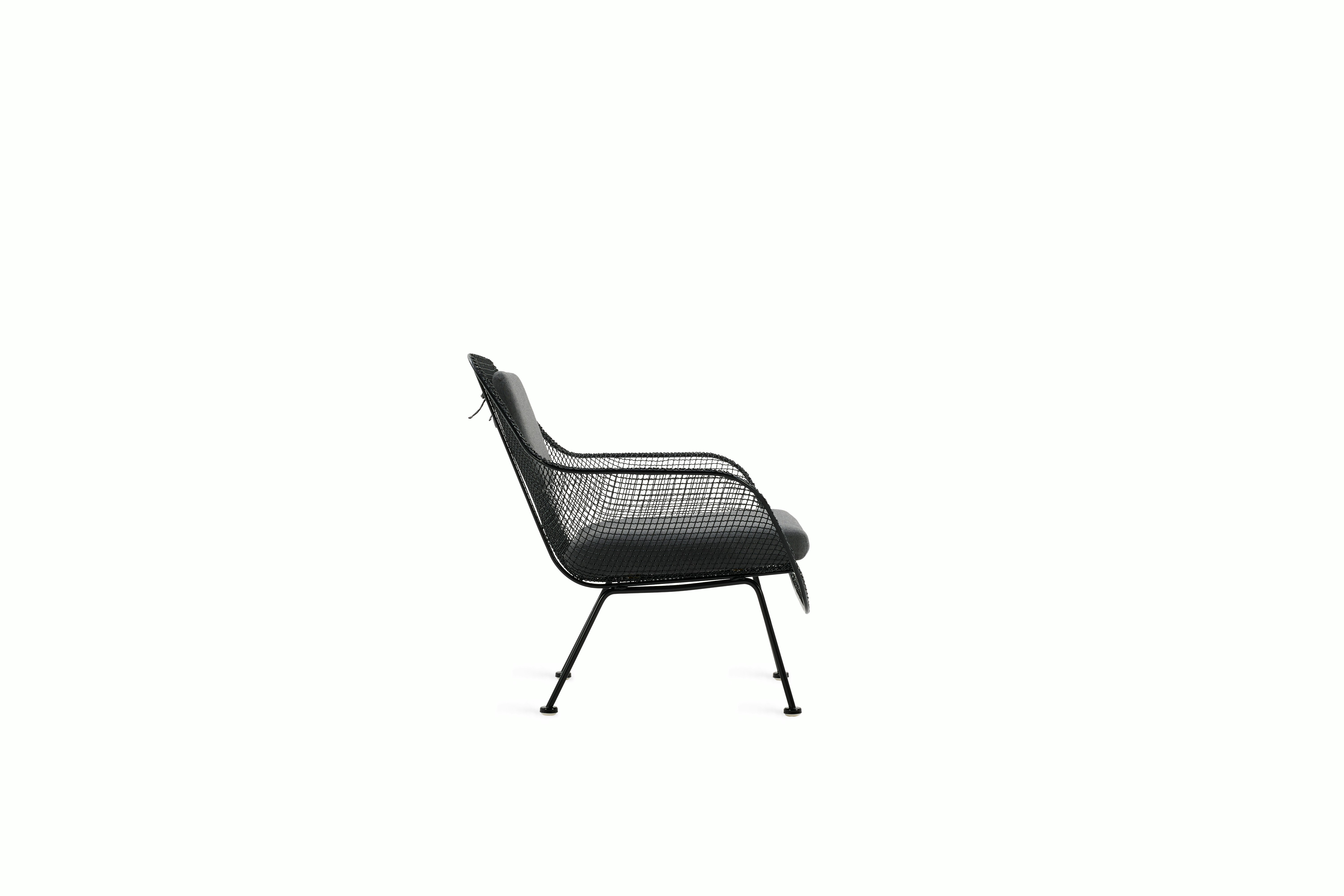 Sculptura Lounge Chair - Black