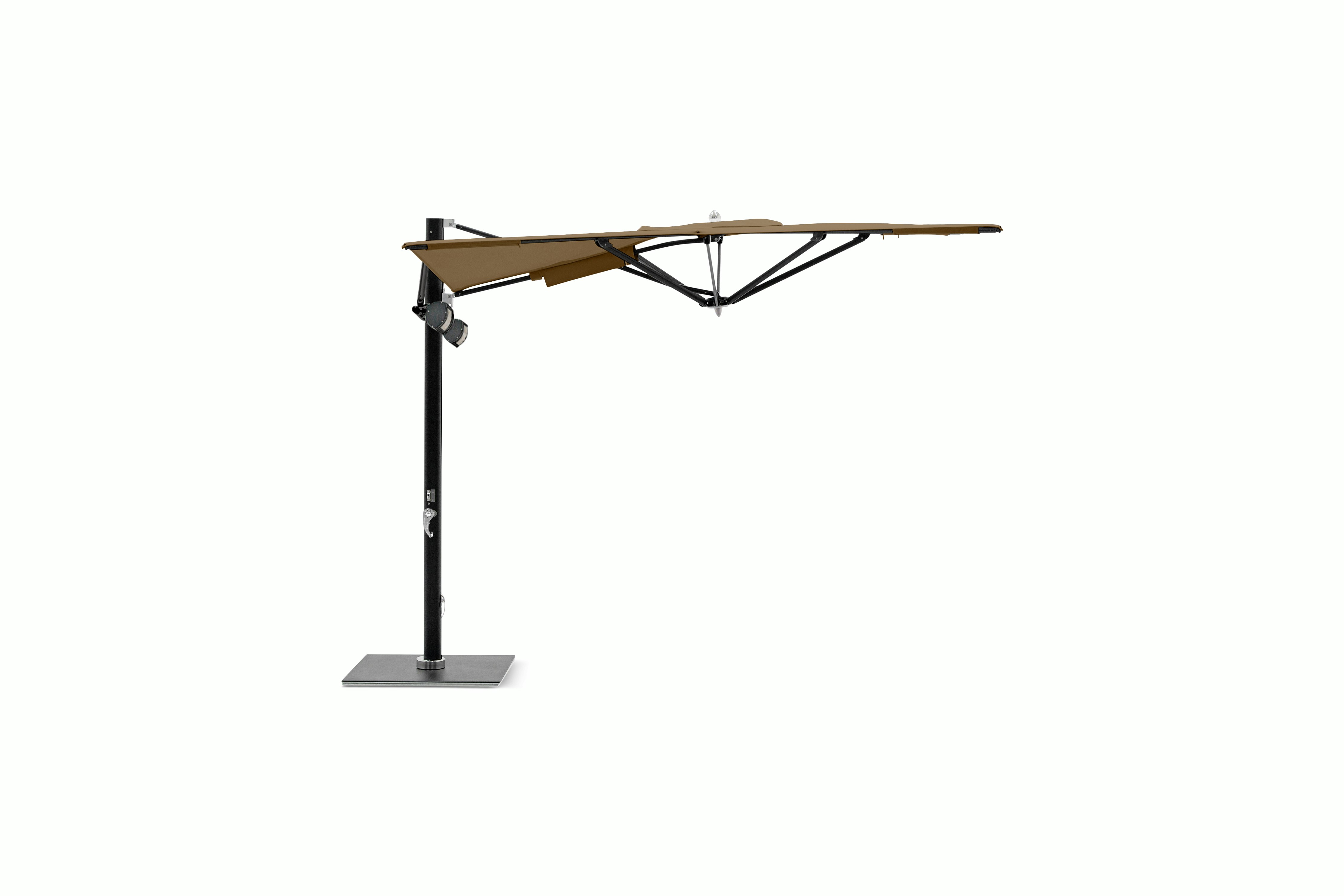 A Tuuci Ocean Master Max Low-Profile Cantilever Umbrella w/Heating & Lighting in Sahara Black Low viewed from the front.