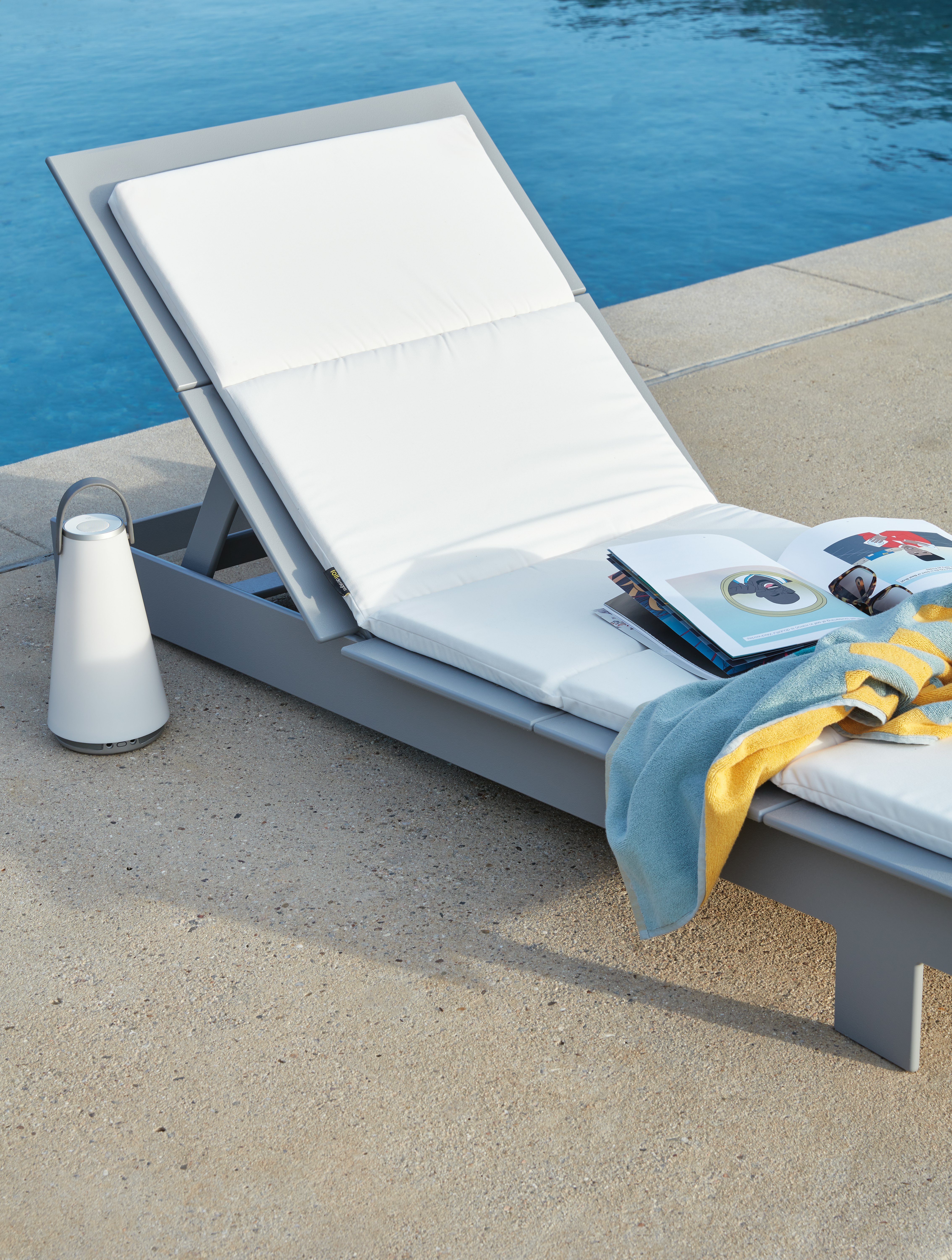 Lollygagger Chaise Cushion