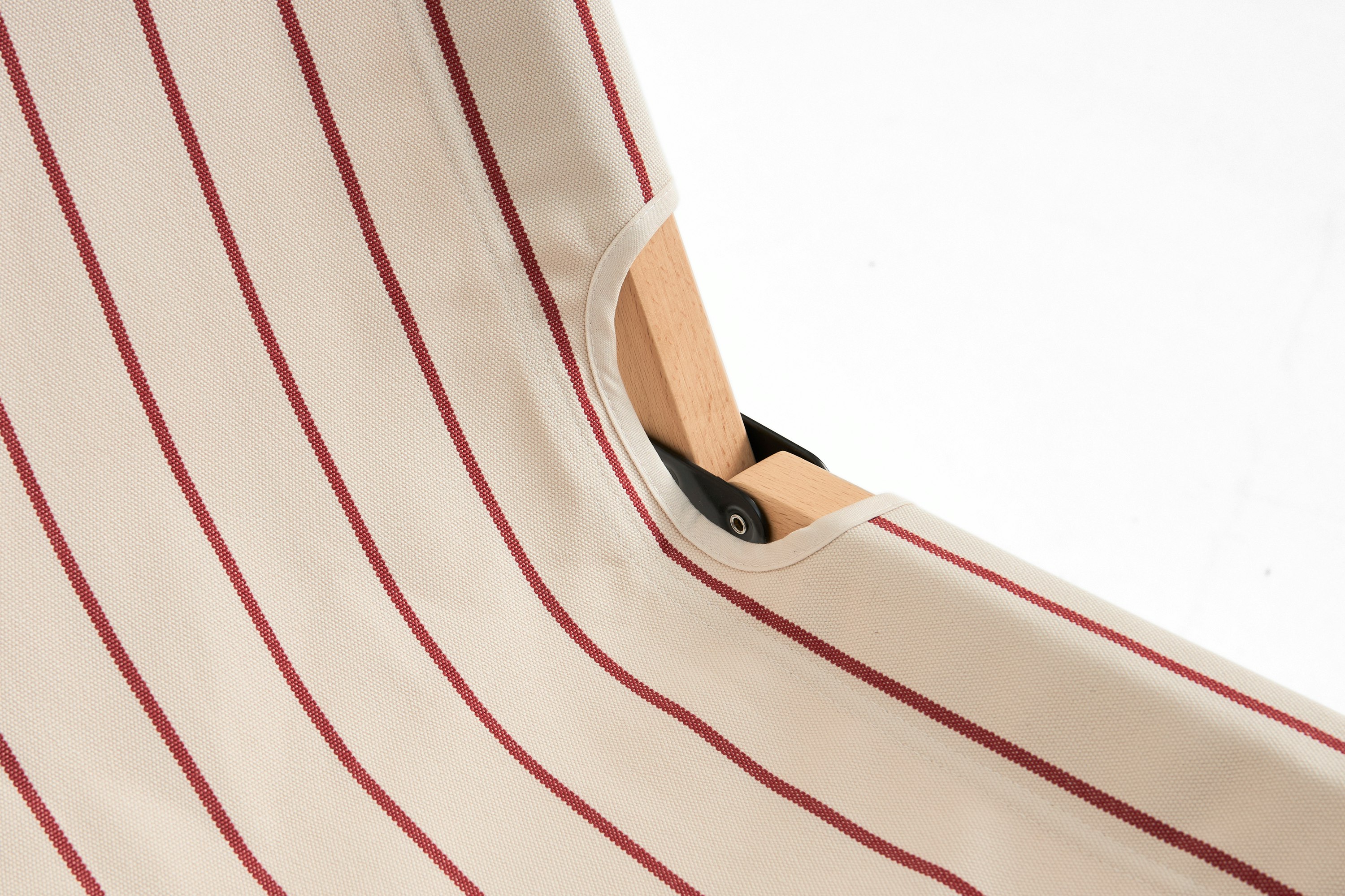 Outdoor Market Folding Chair - Beige With Red Stripe