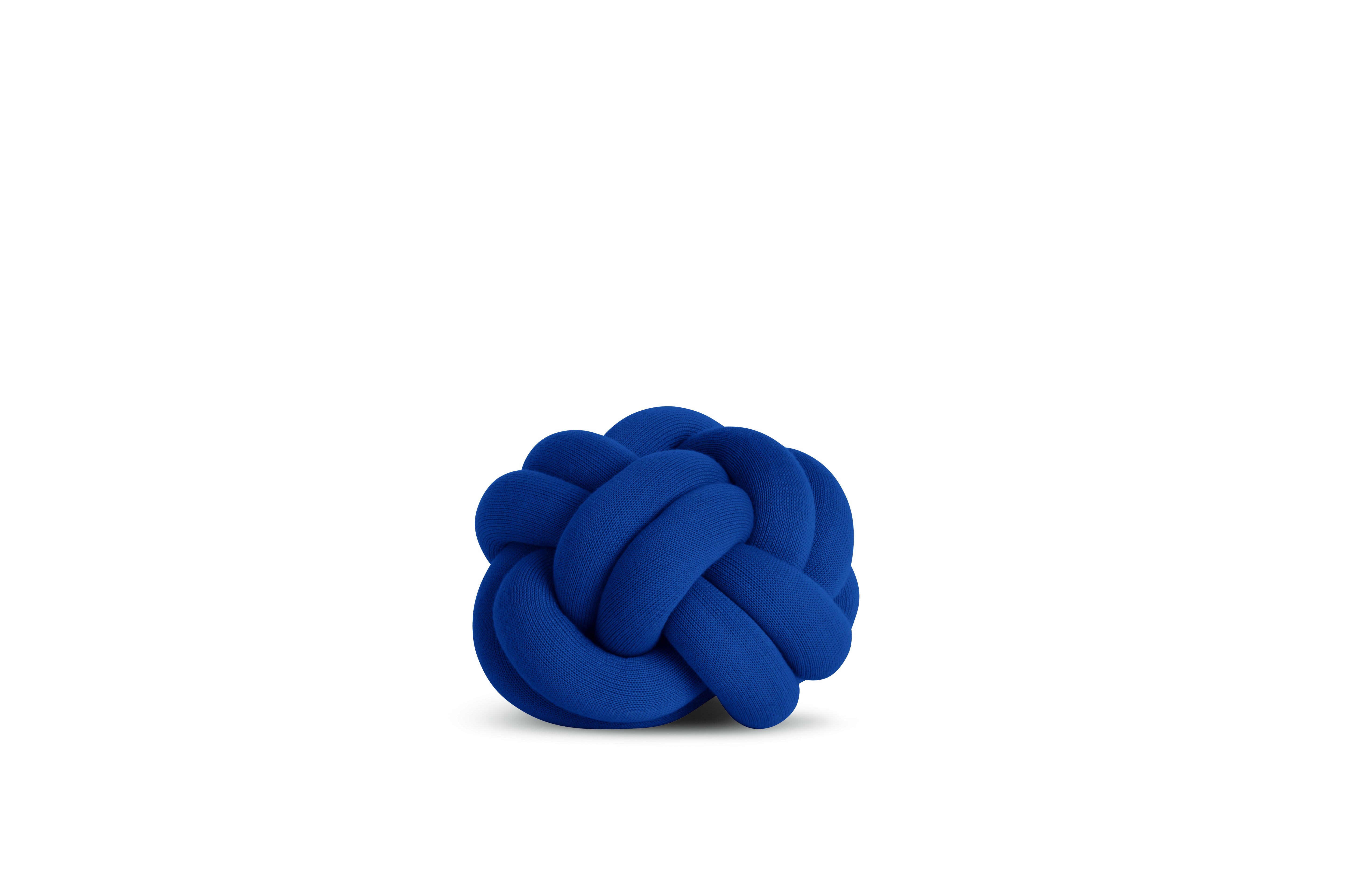 Knot Cushion