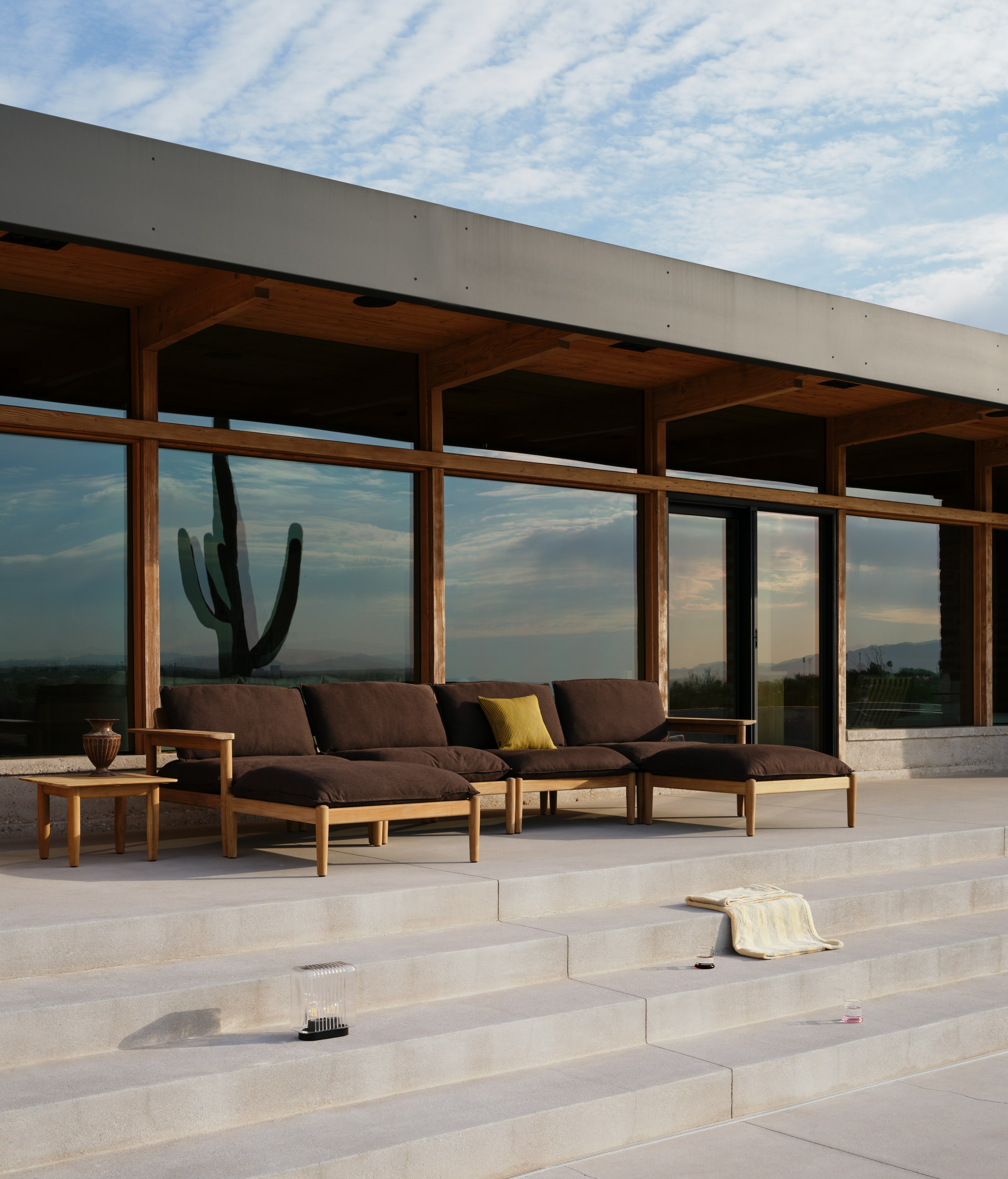 Terassi Double Chaise Sectional in sable