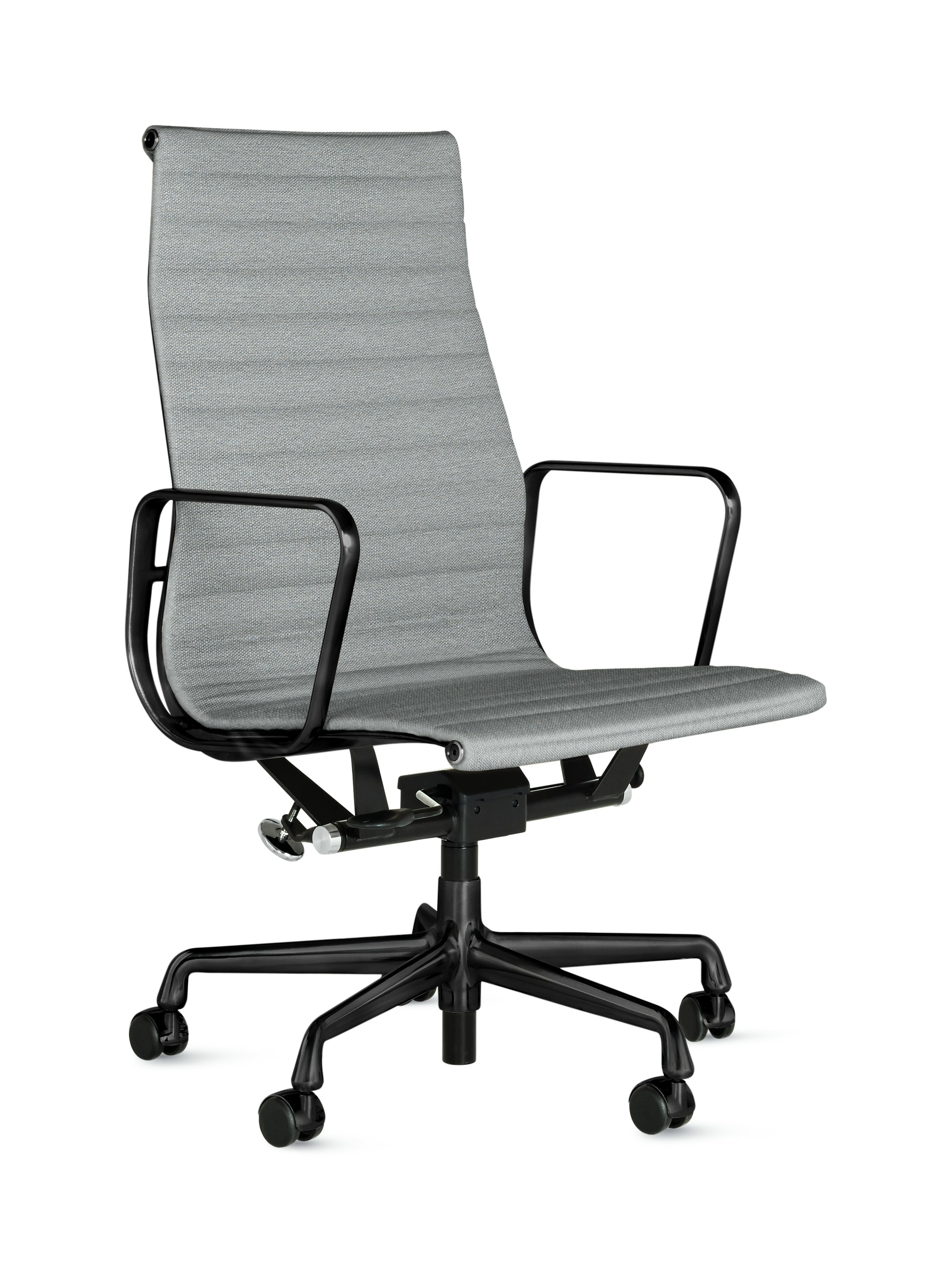 A Eames Aluminum Group Chairs in powder and black viewed from an angle.