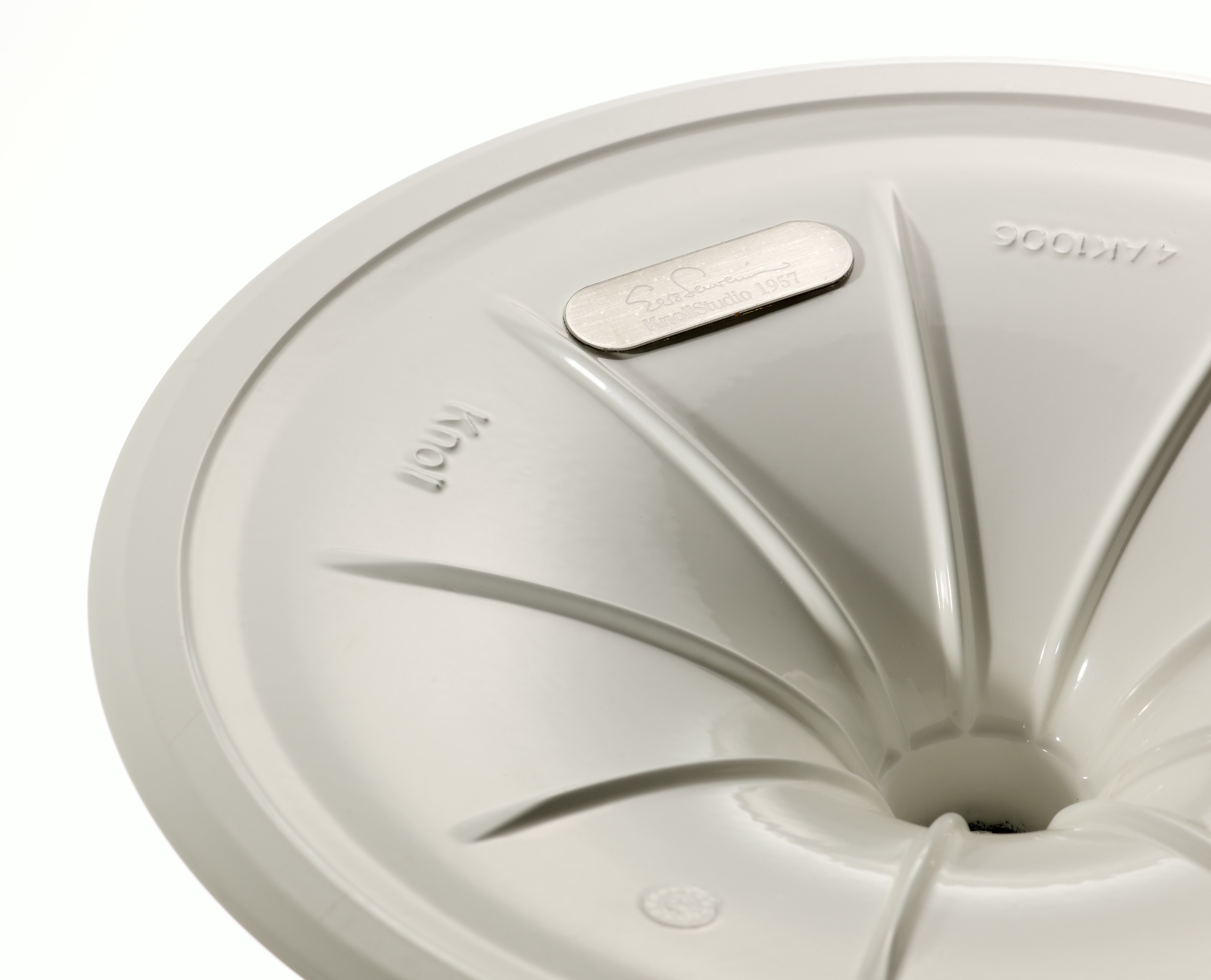 Saarinen Dining Table