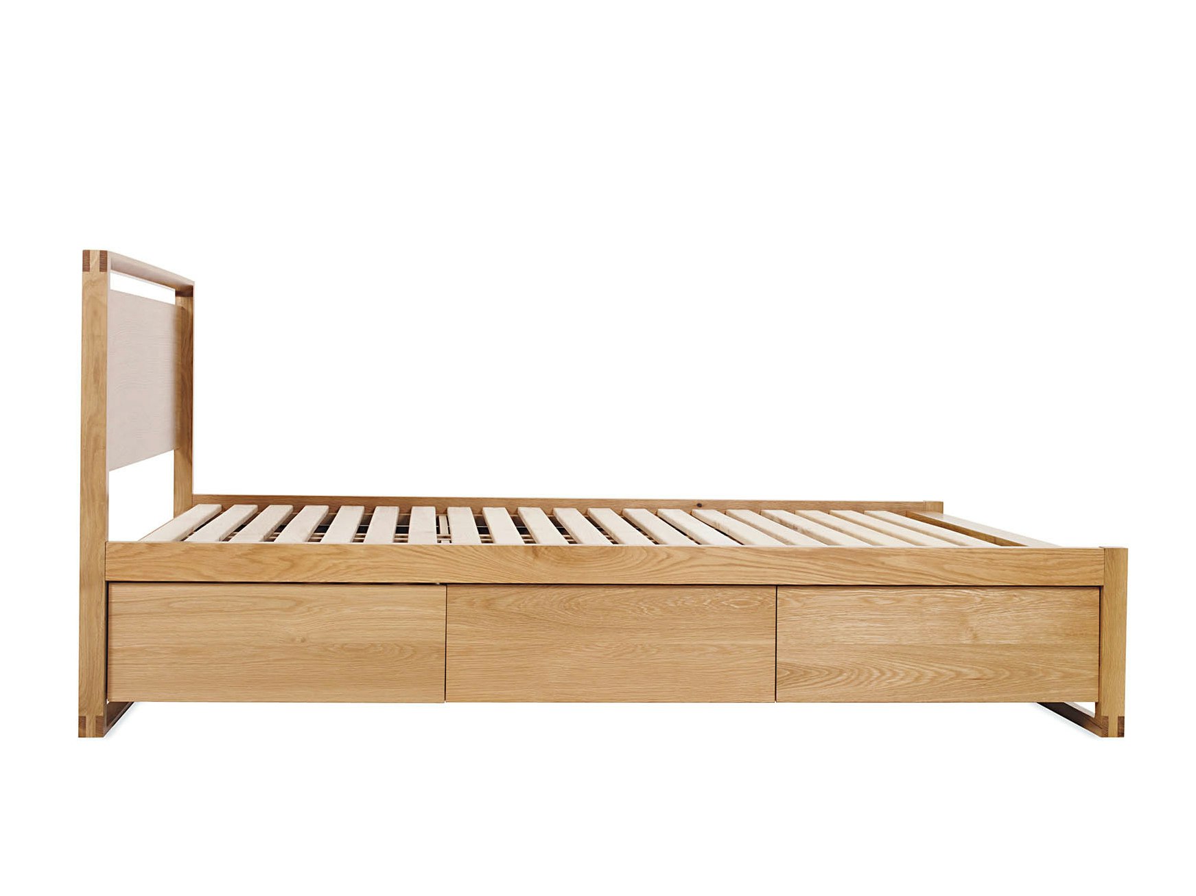 Matera Bed