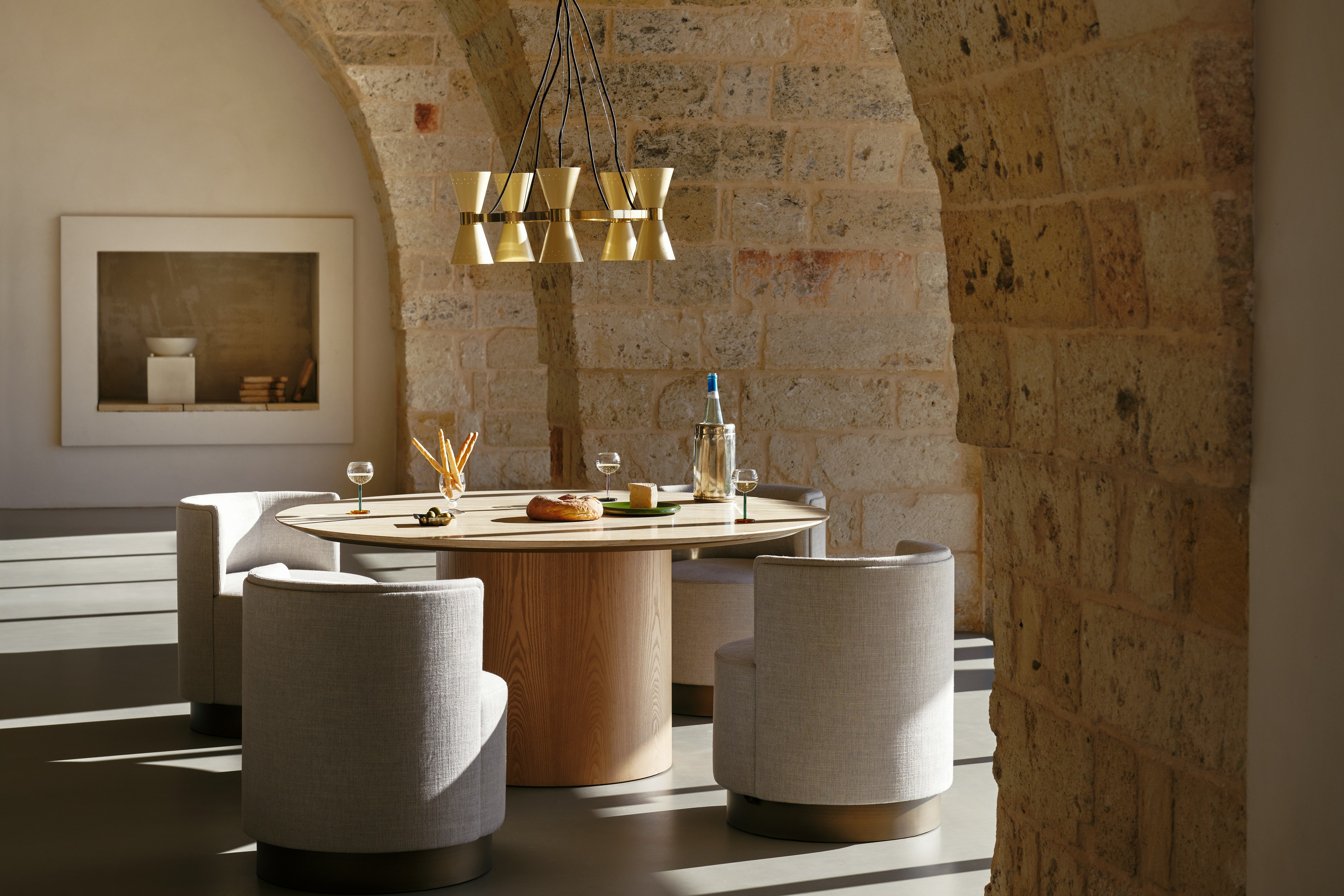 Myon Dining in Oak and Travertine with Clubby Chairs