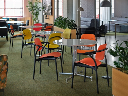 Design Days 2021 iquo café collection knoll at fulton market dining