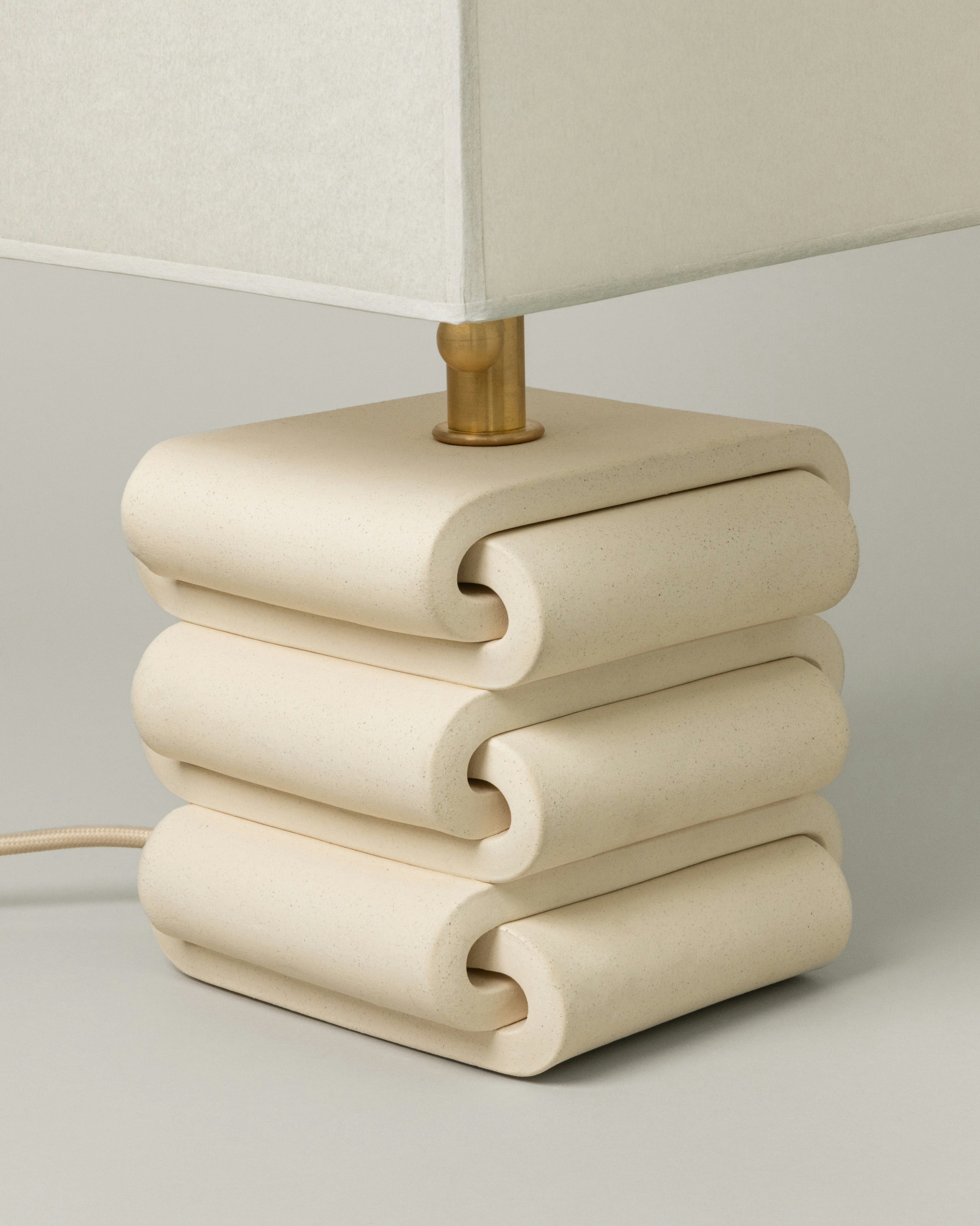 Gio Table Lamp - Kraft_Bone