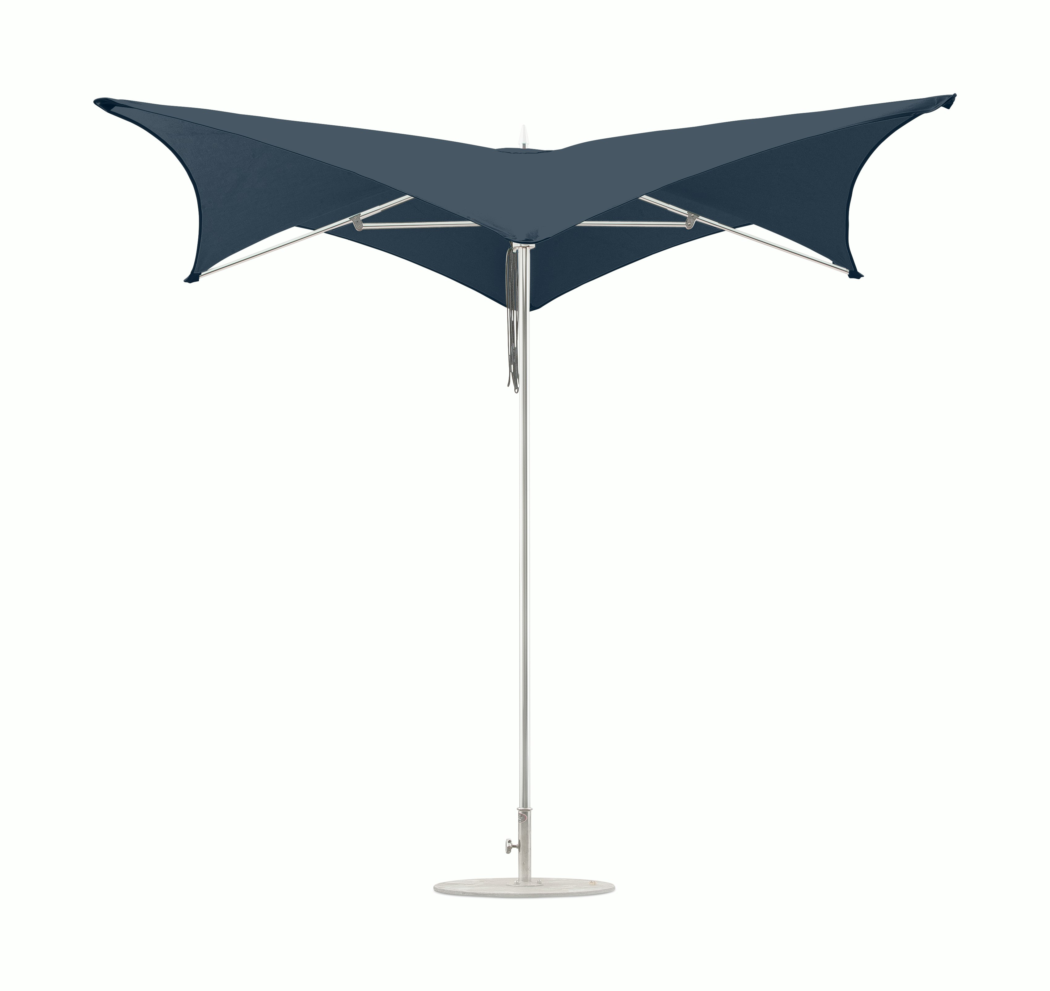 A Tuuci Ocean Master Manta Umbrella in Dwr Blue Stone viewed from the front.