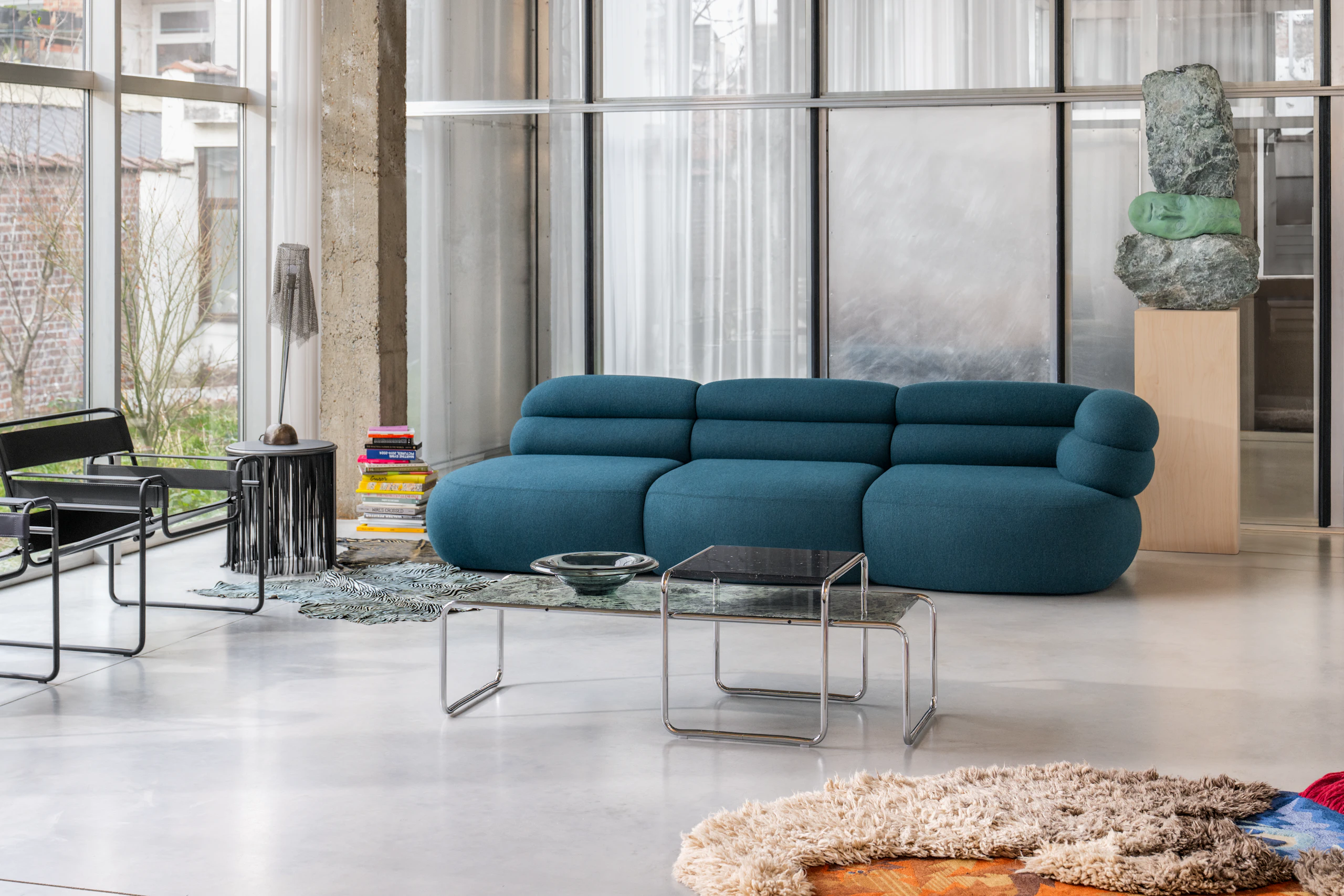Biboni open end sofa in stellium fabric with Laccio Tables