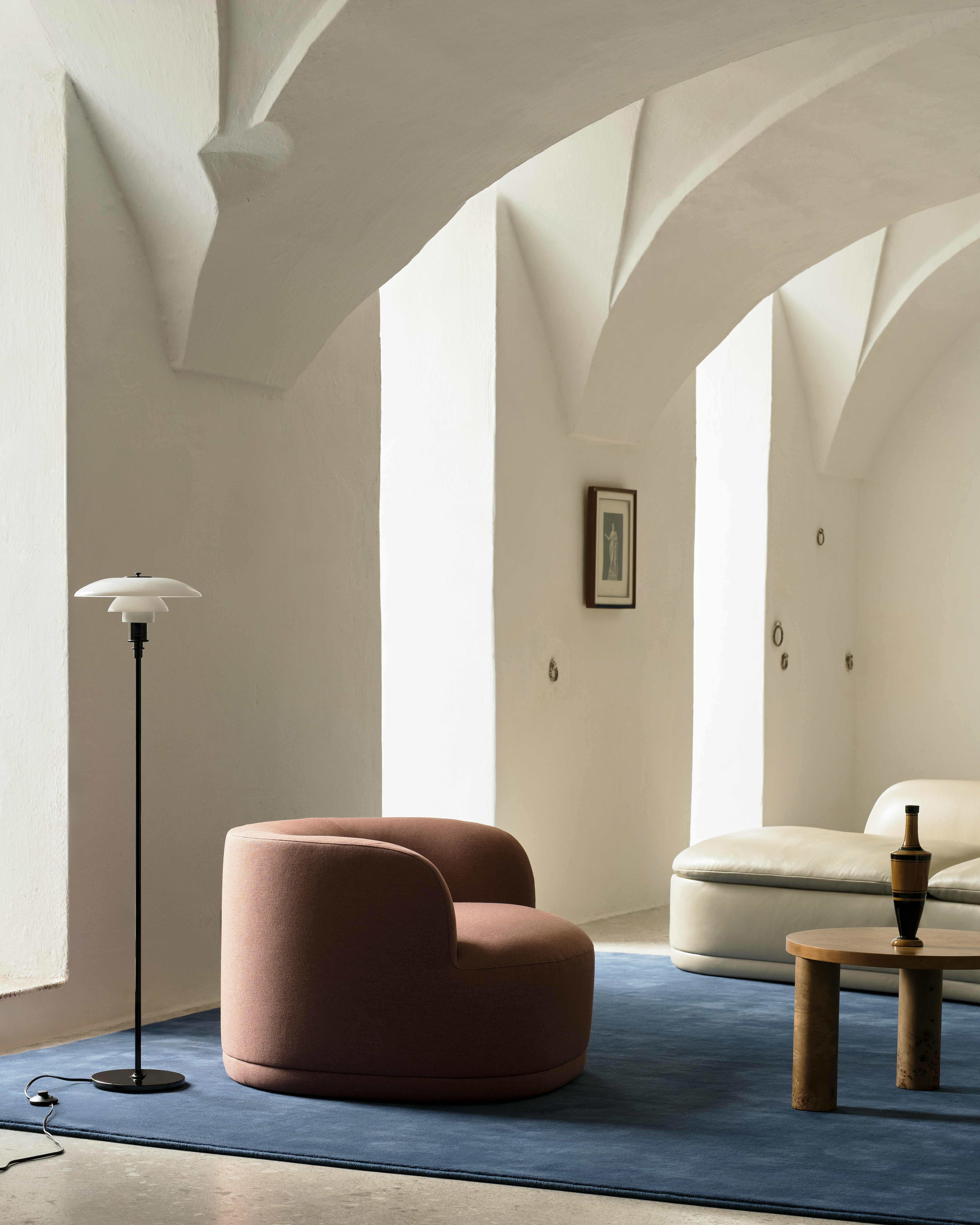 Atlason Composed Swivel Chair