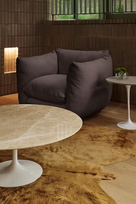Perron Pillo Lounge Chair Saarinen Coffee Side Table