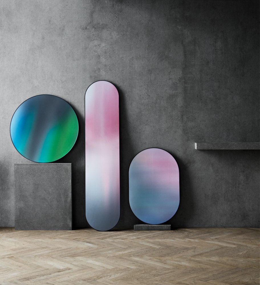 Studio Roso Mirror