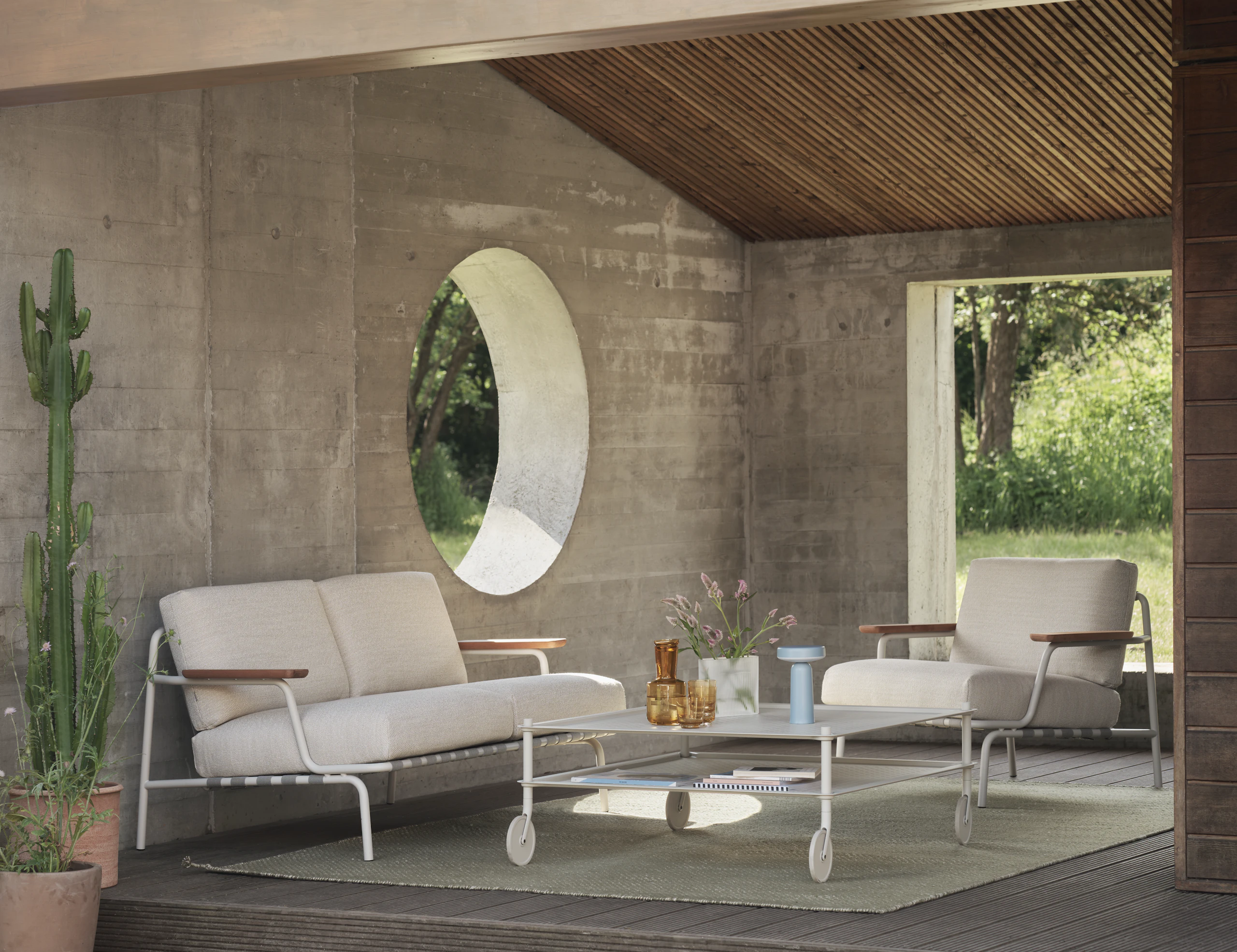 Settle sofa and Flow Coffee Table with Ply Rug