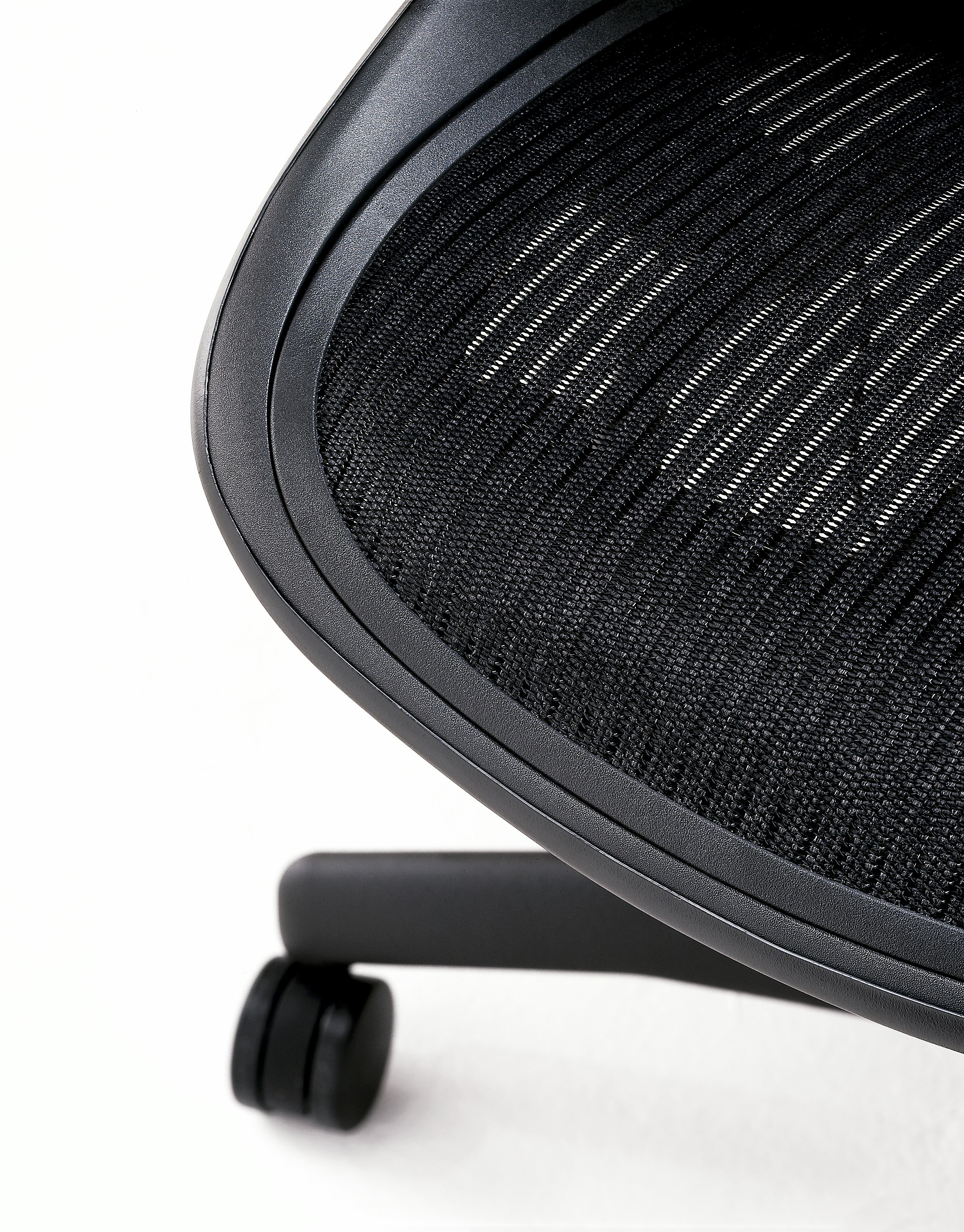 Refurbished Aeron Chair - Classic