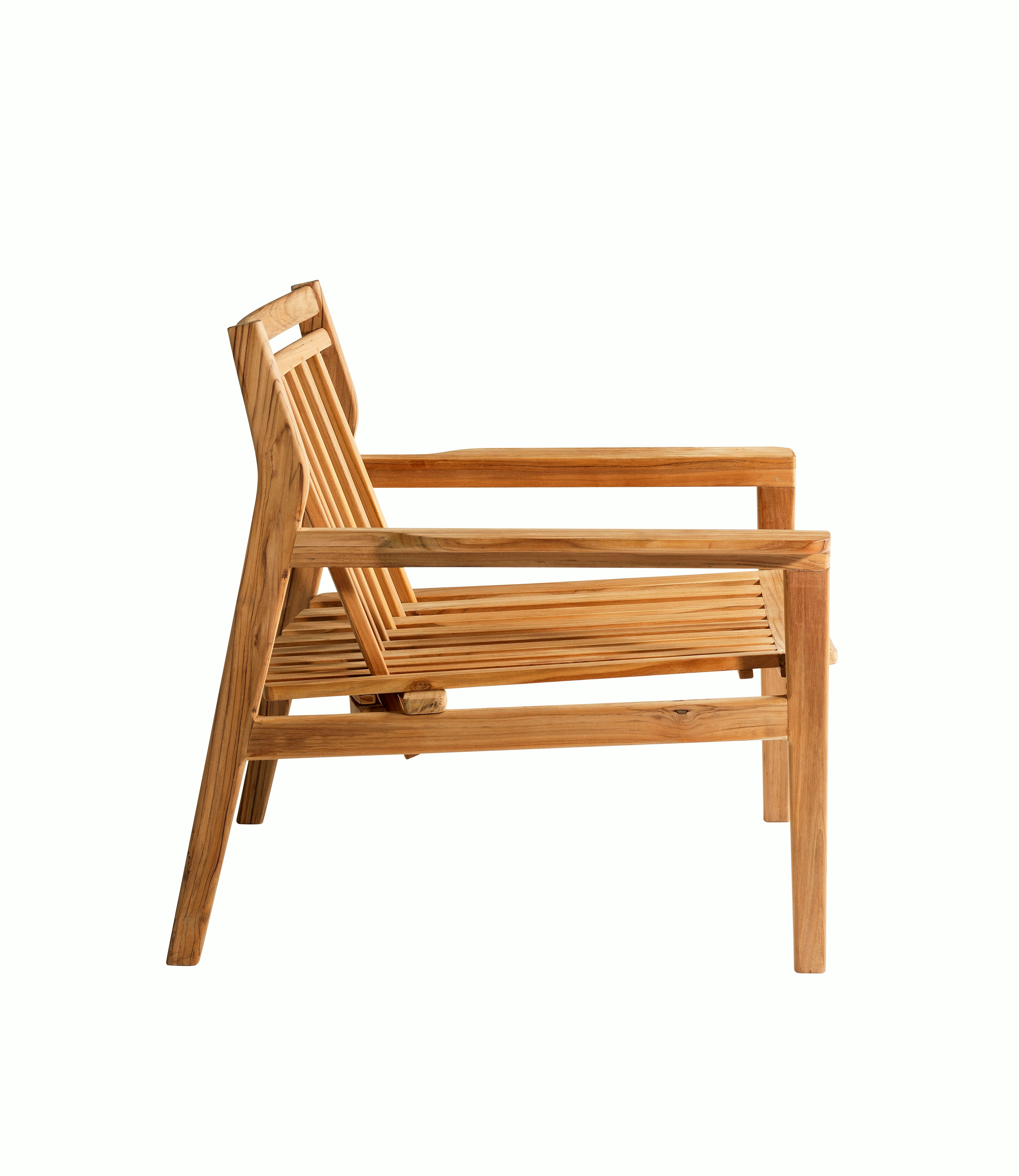 Sammen Outdoor Lounge Chair in Natural Teak viewed  from the side