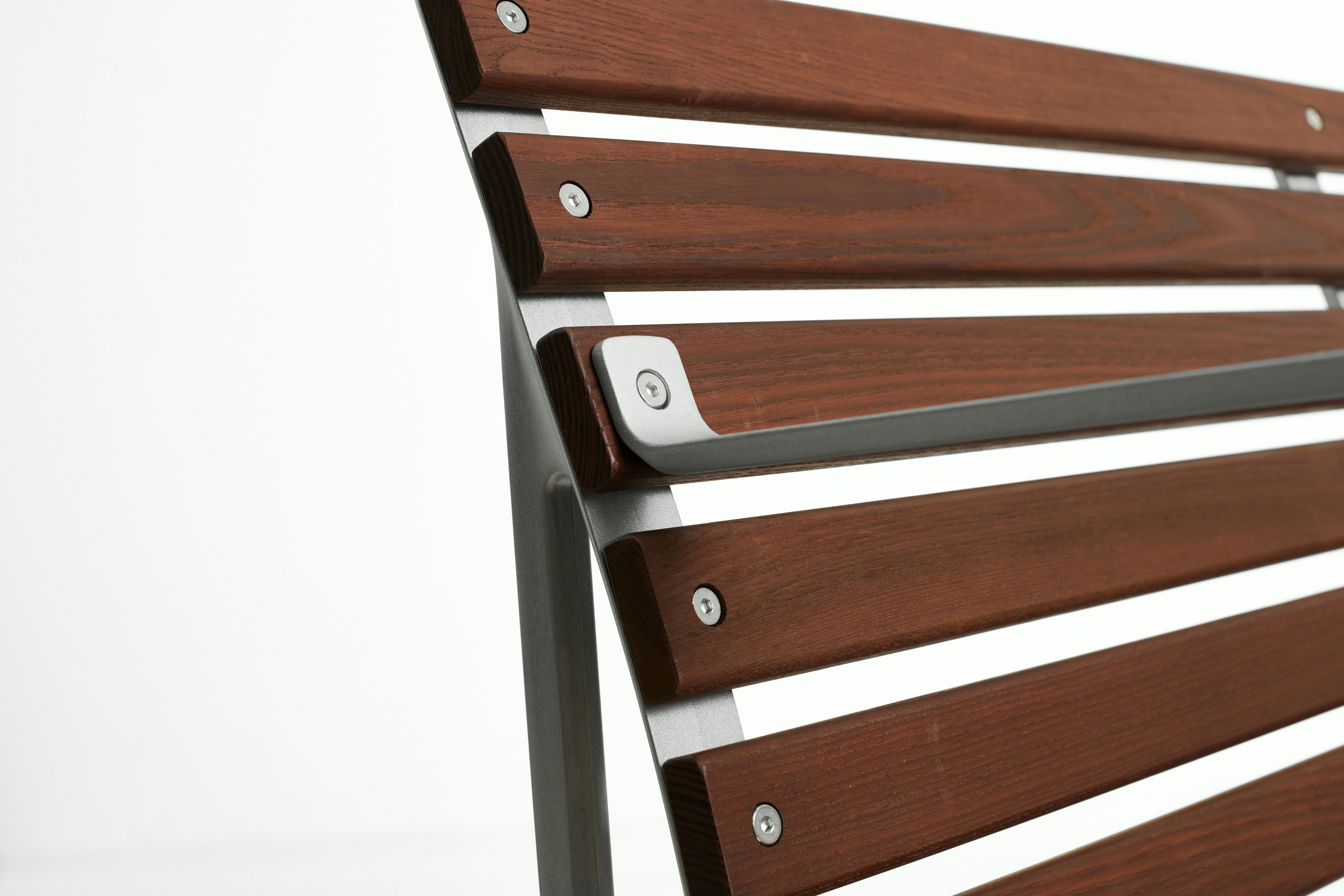 Traverse Dining Bench with Arms - Heat Treated Ash, Lacquered Aluminum Frame