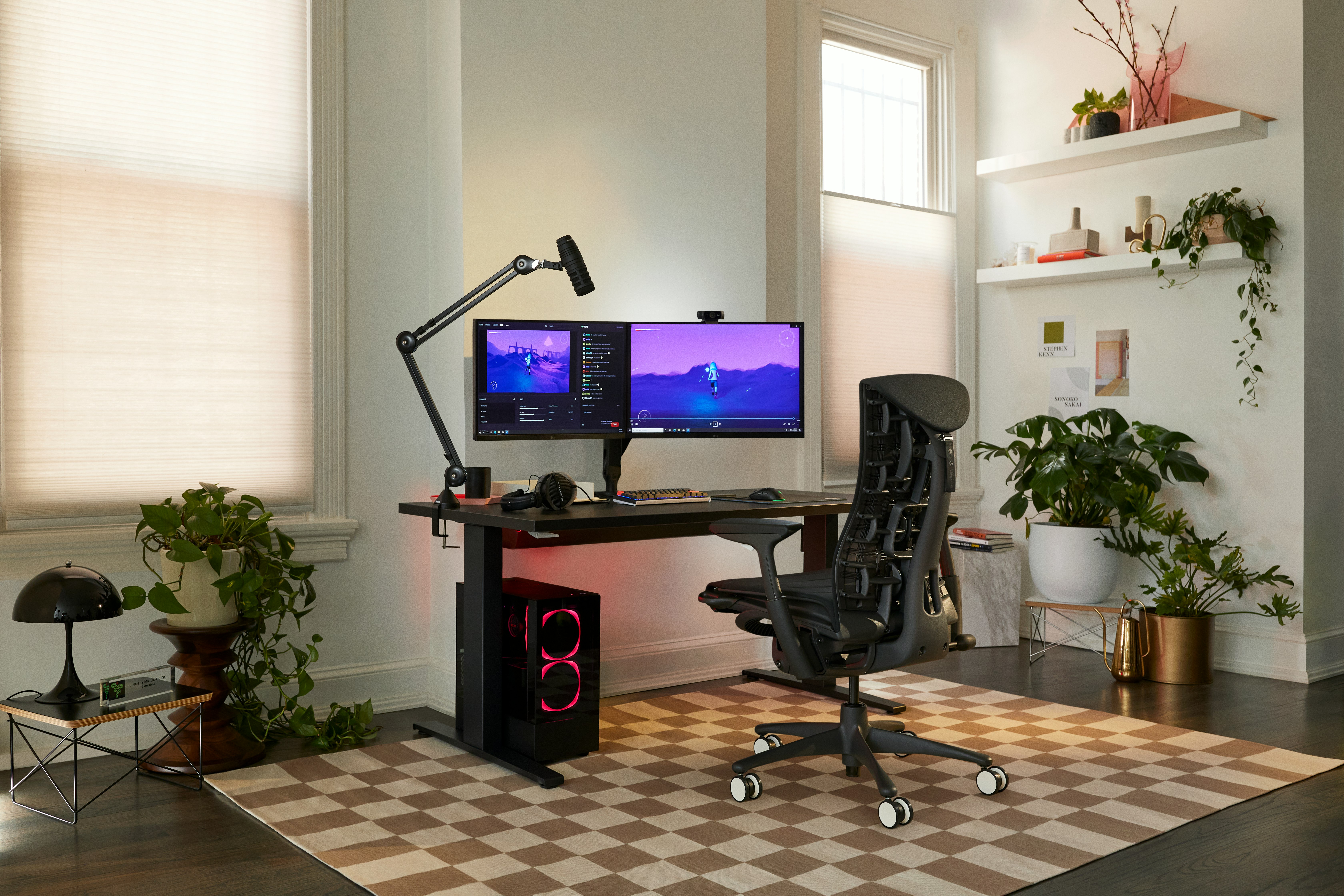 Motia Gaming Sit-to-Stand Desk