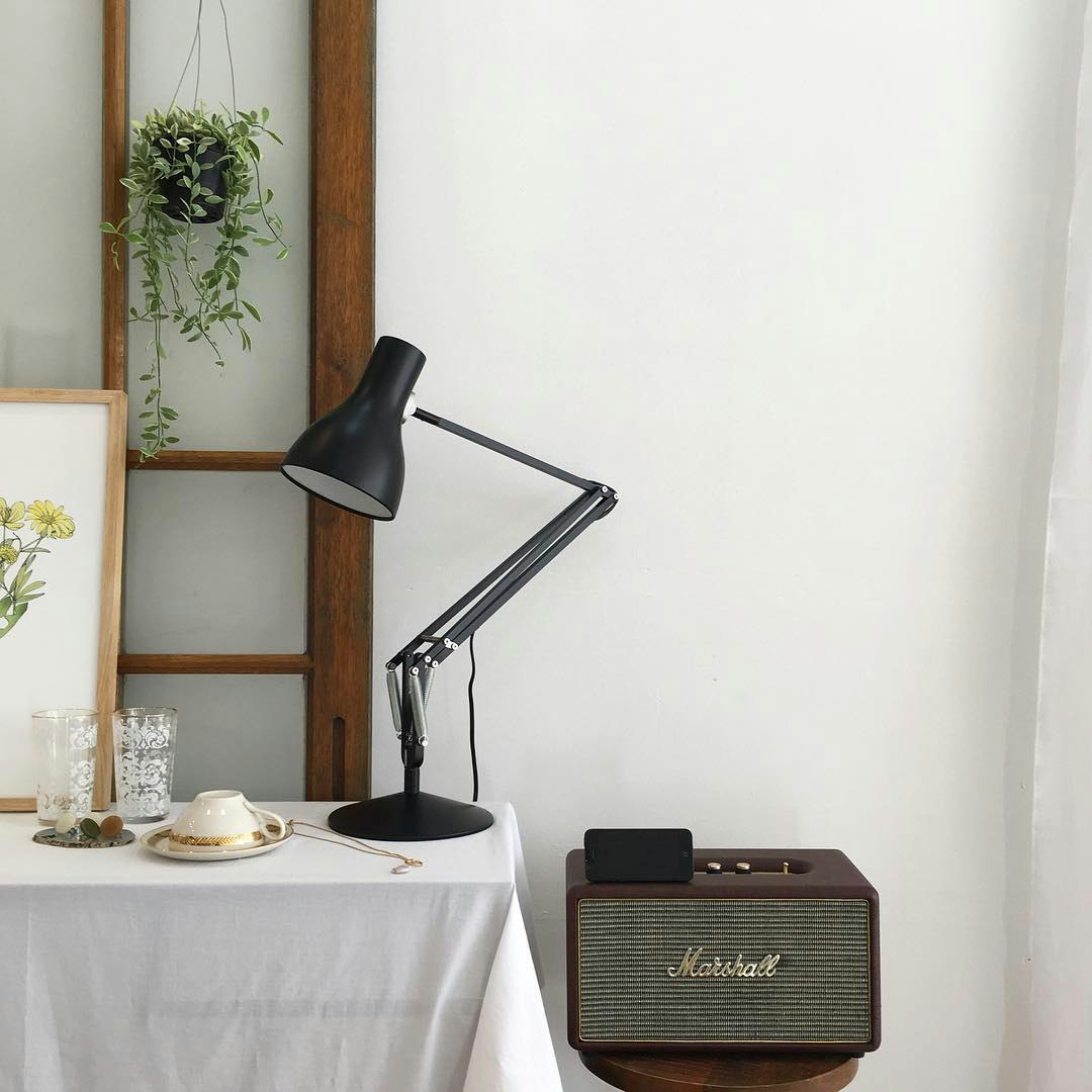 Type 75 Desk Lamp