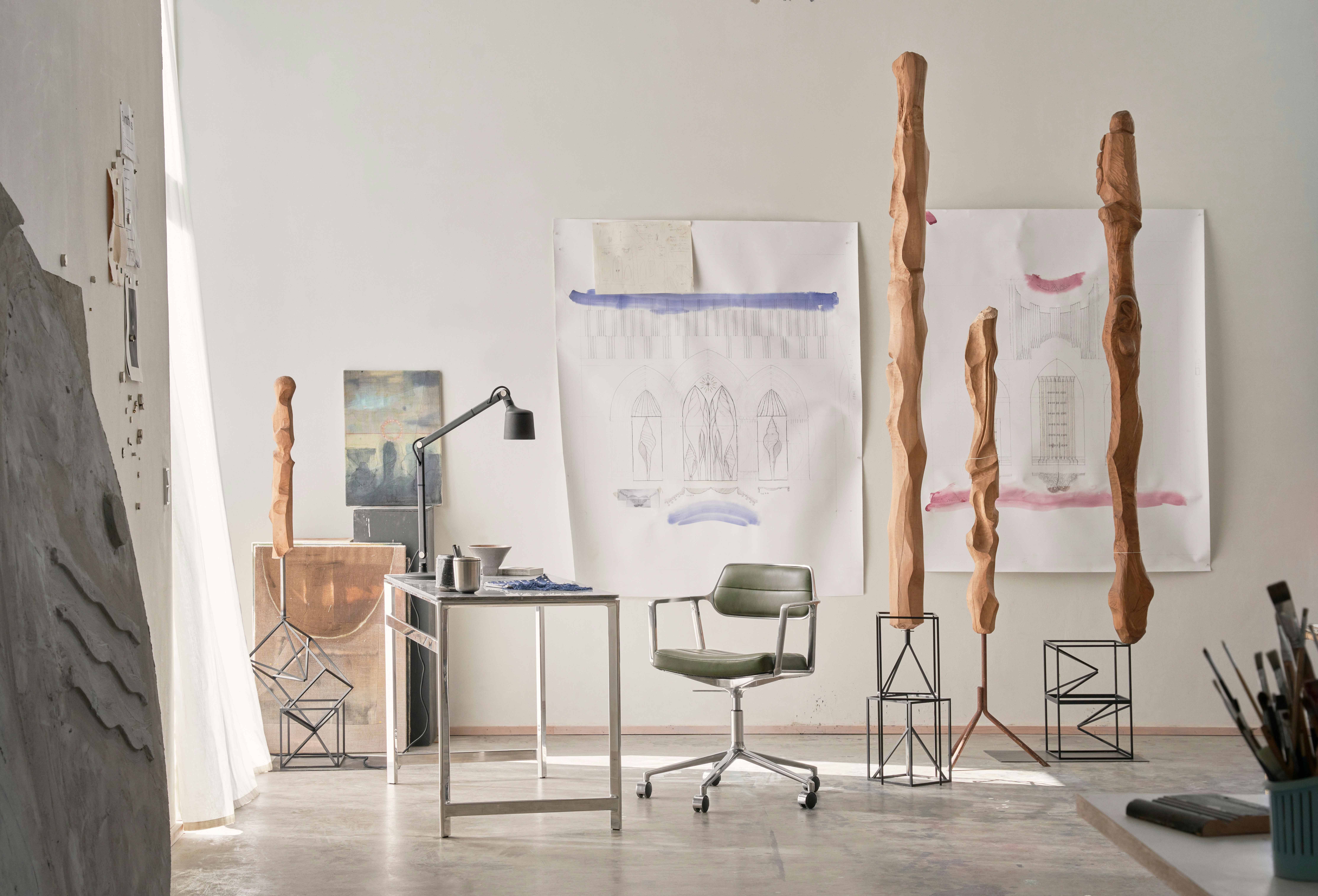 Vipp453+ Swivel Chair