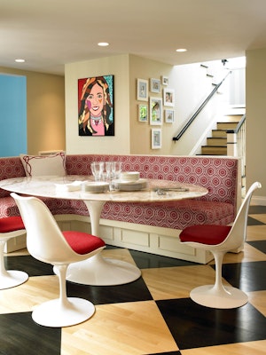 Tulip Armless Chair, Saarinen Oval Dining Table