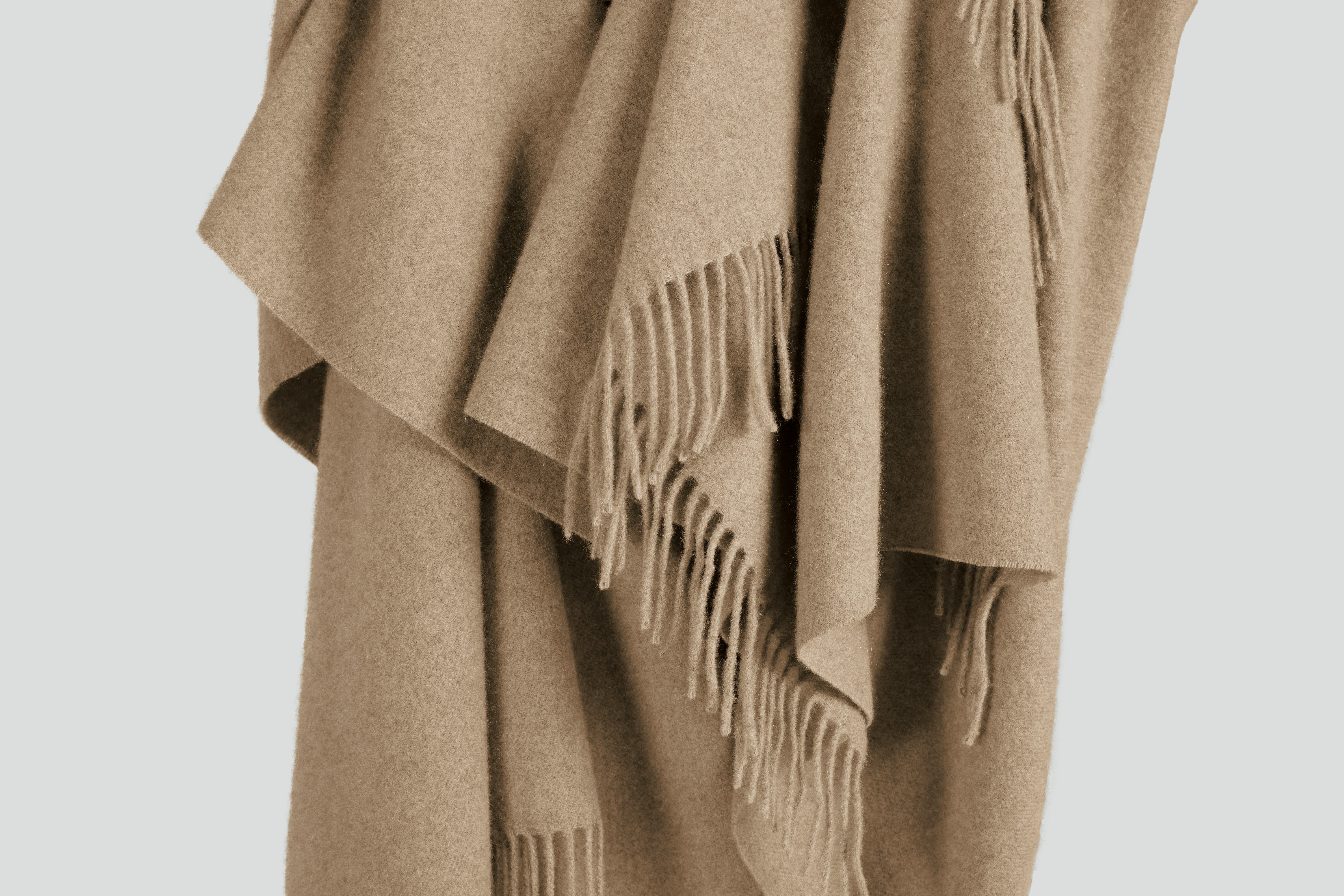 Geneva Cashmere Throw - Taupe