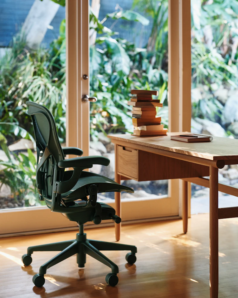 Aeron Chair – Design Within Reach Aeron Chair – Design Within Reach