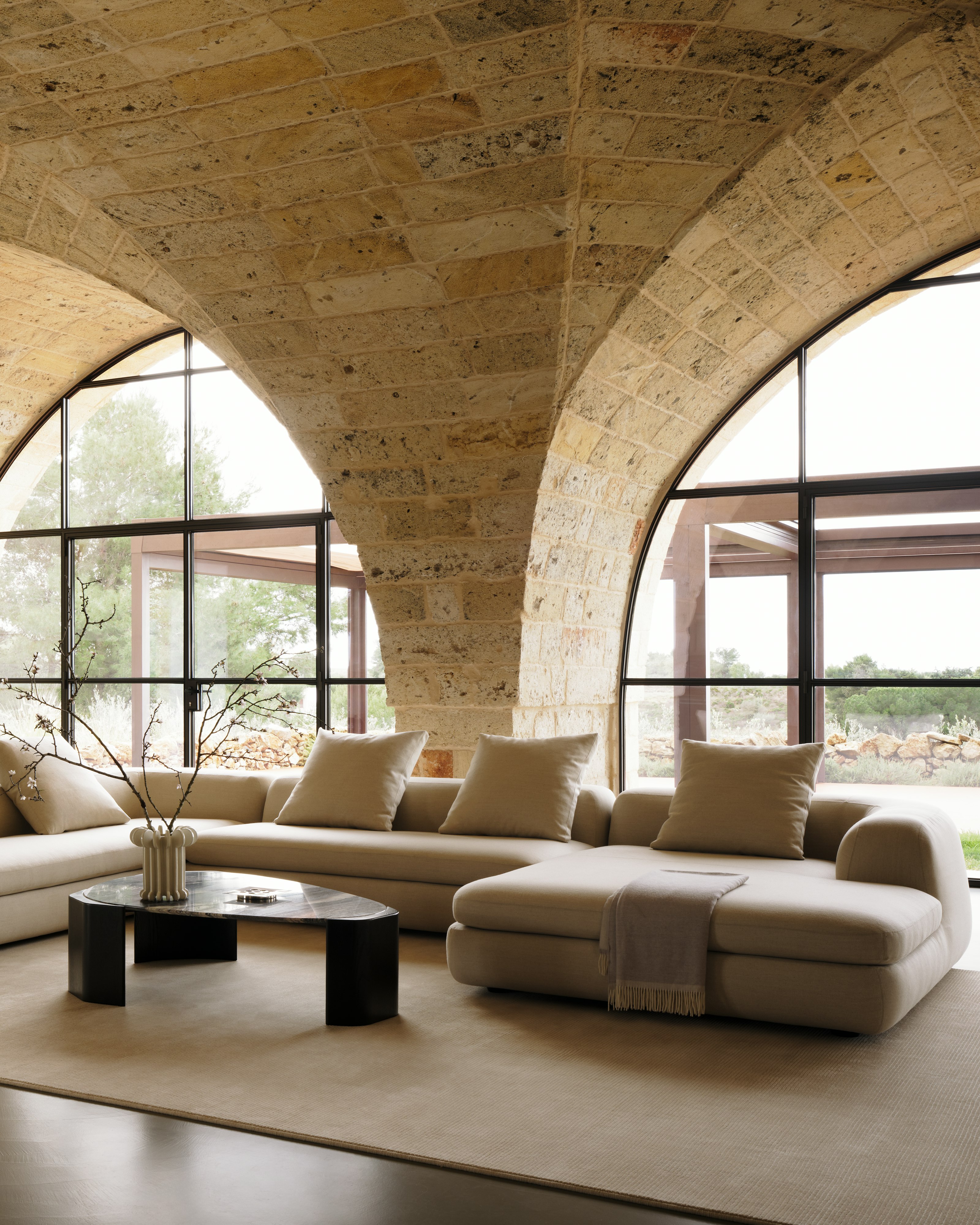 Atlason Americano Asymmetrical Double Chaise Sectional