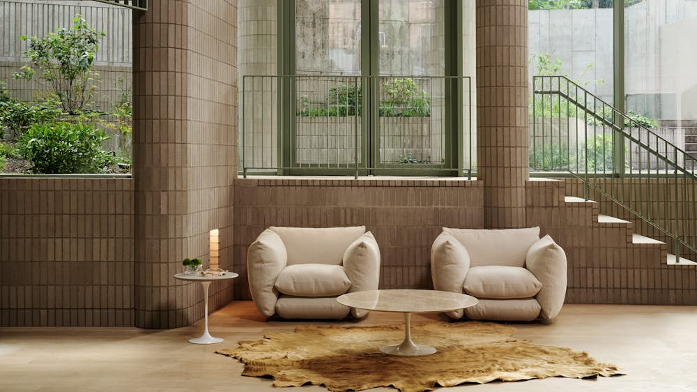 Pillo Lounge Chair in Haven Ivory
