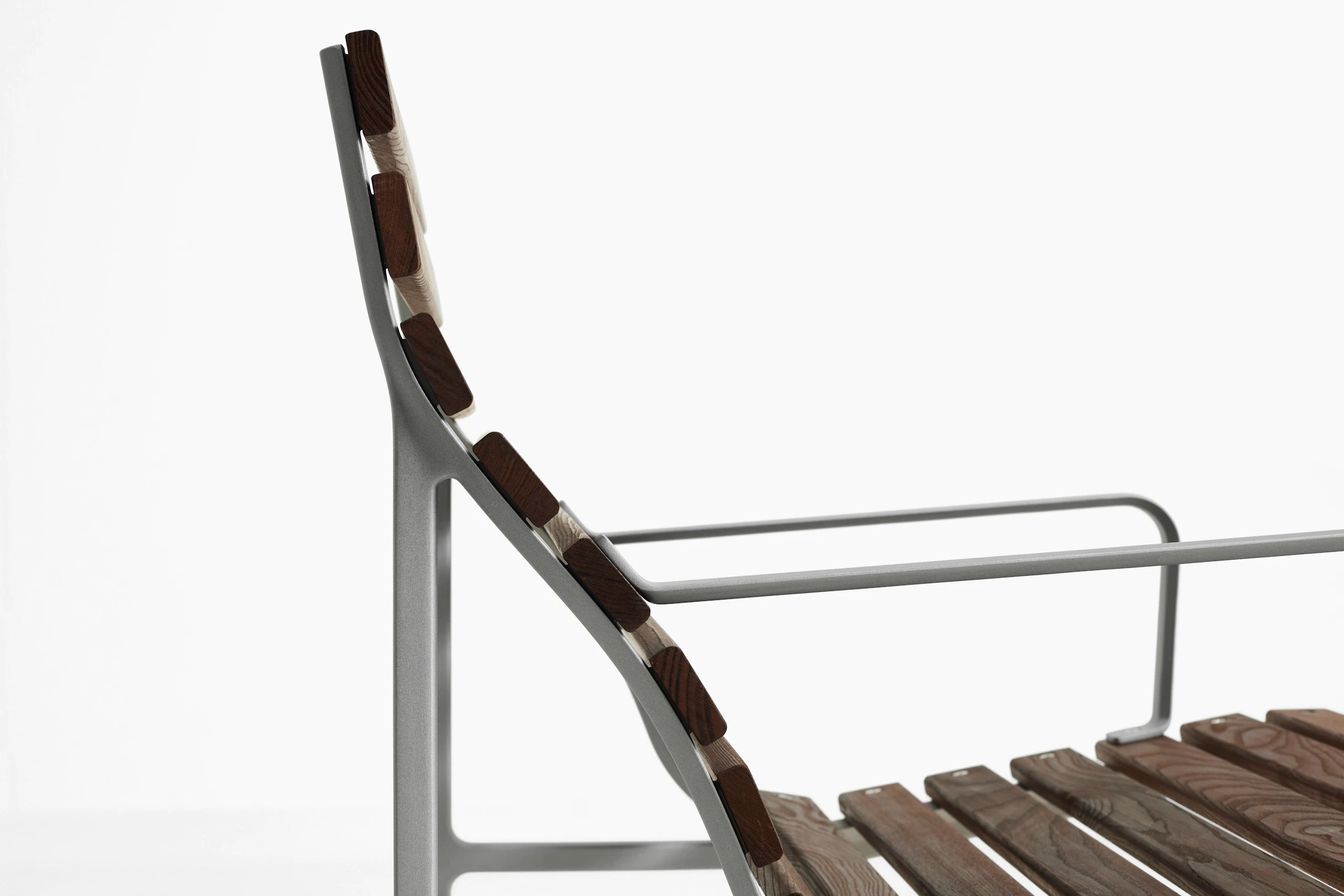Traverse Lounge Chair with Arms