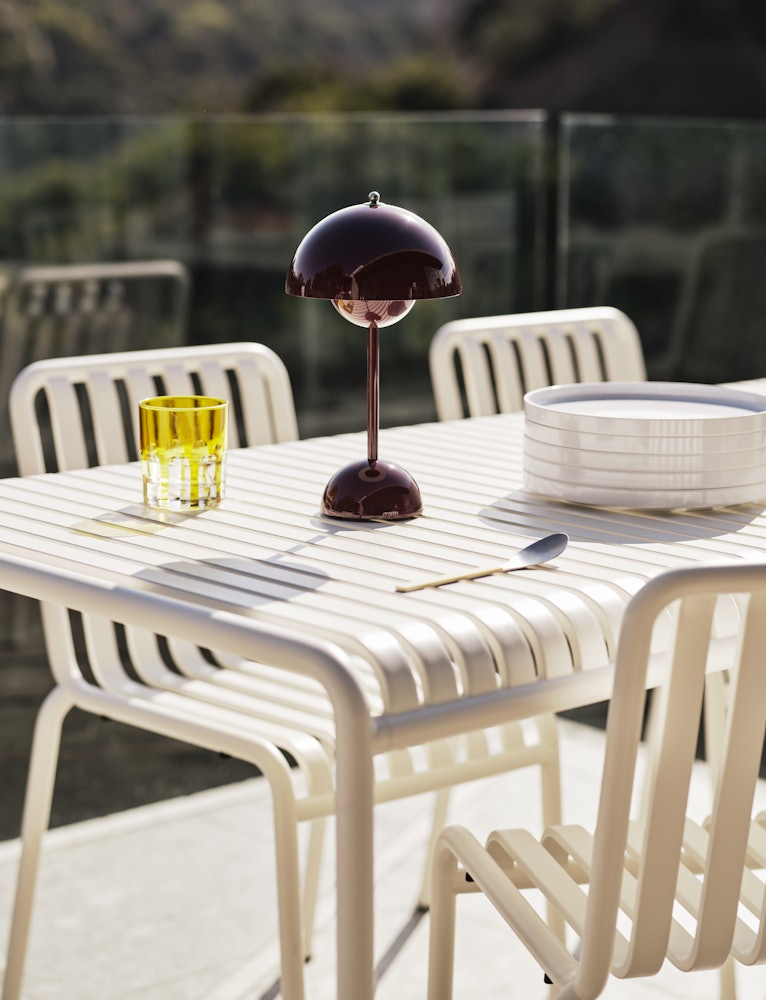 VP9 Flowerpot Portable Lamp