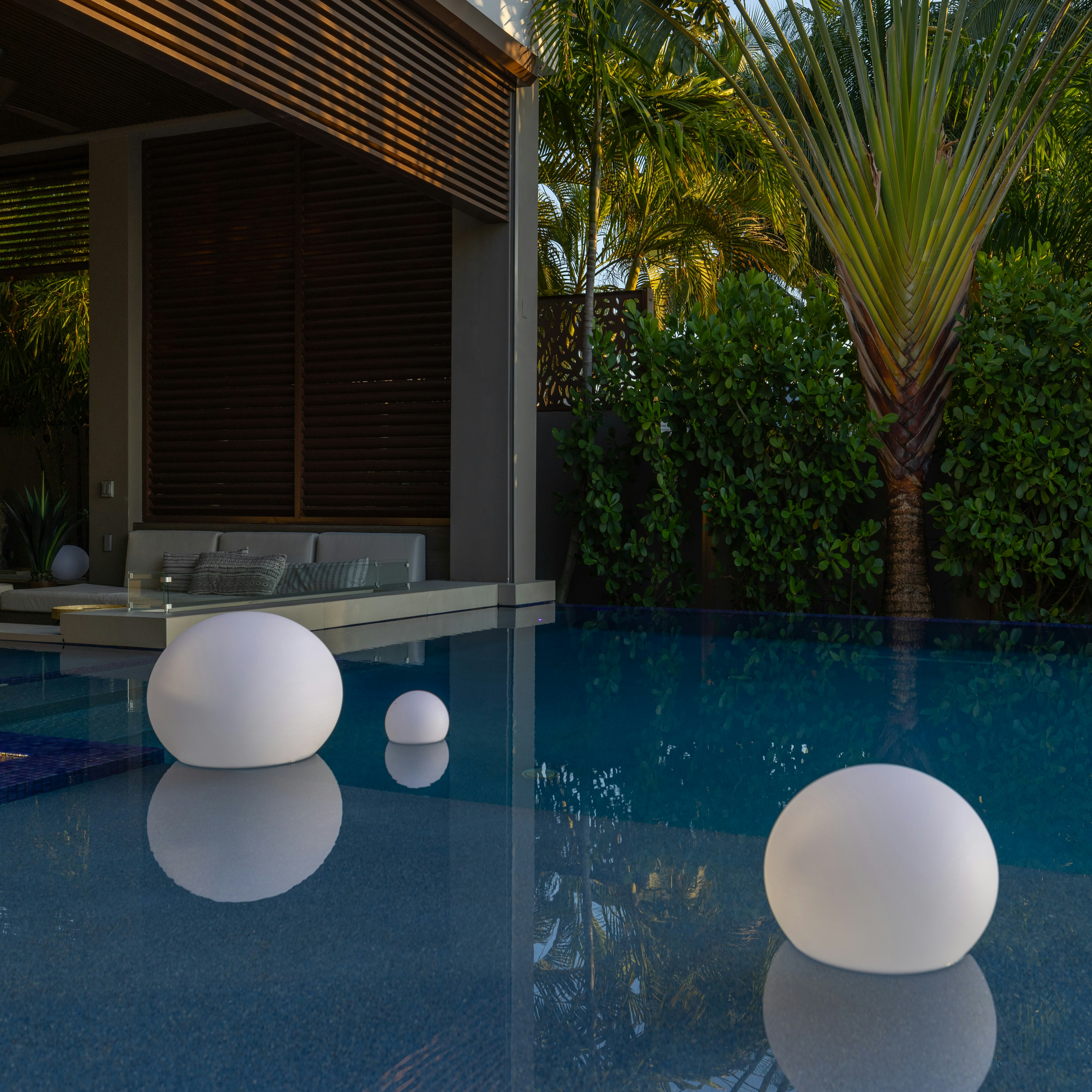 Ball Portable Lamp