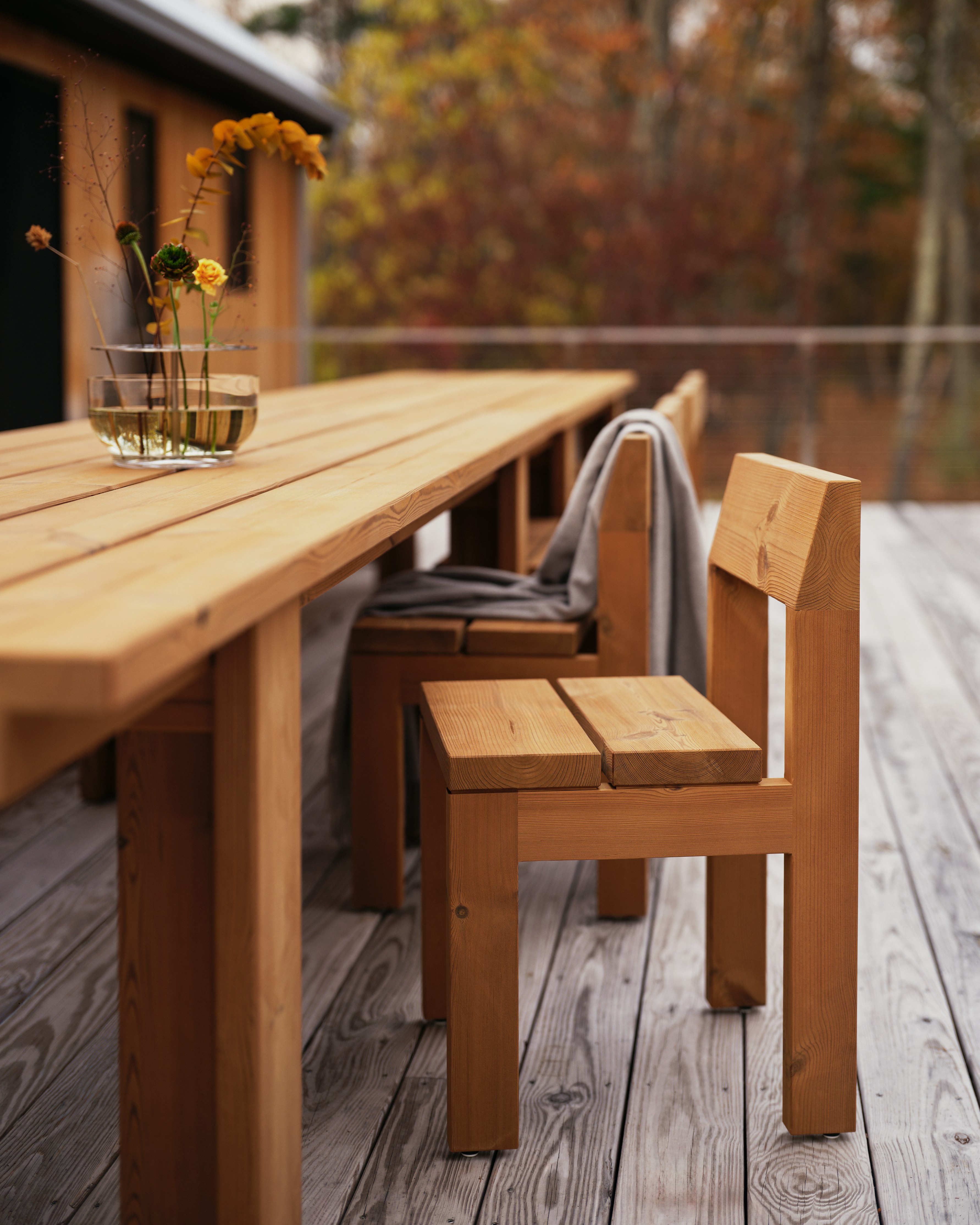 013 Osa Outdoor Dining Table