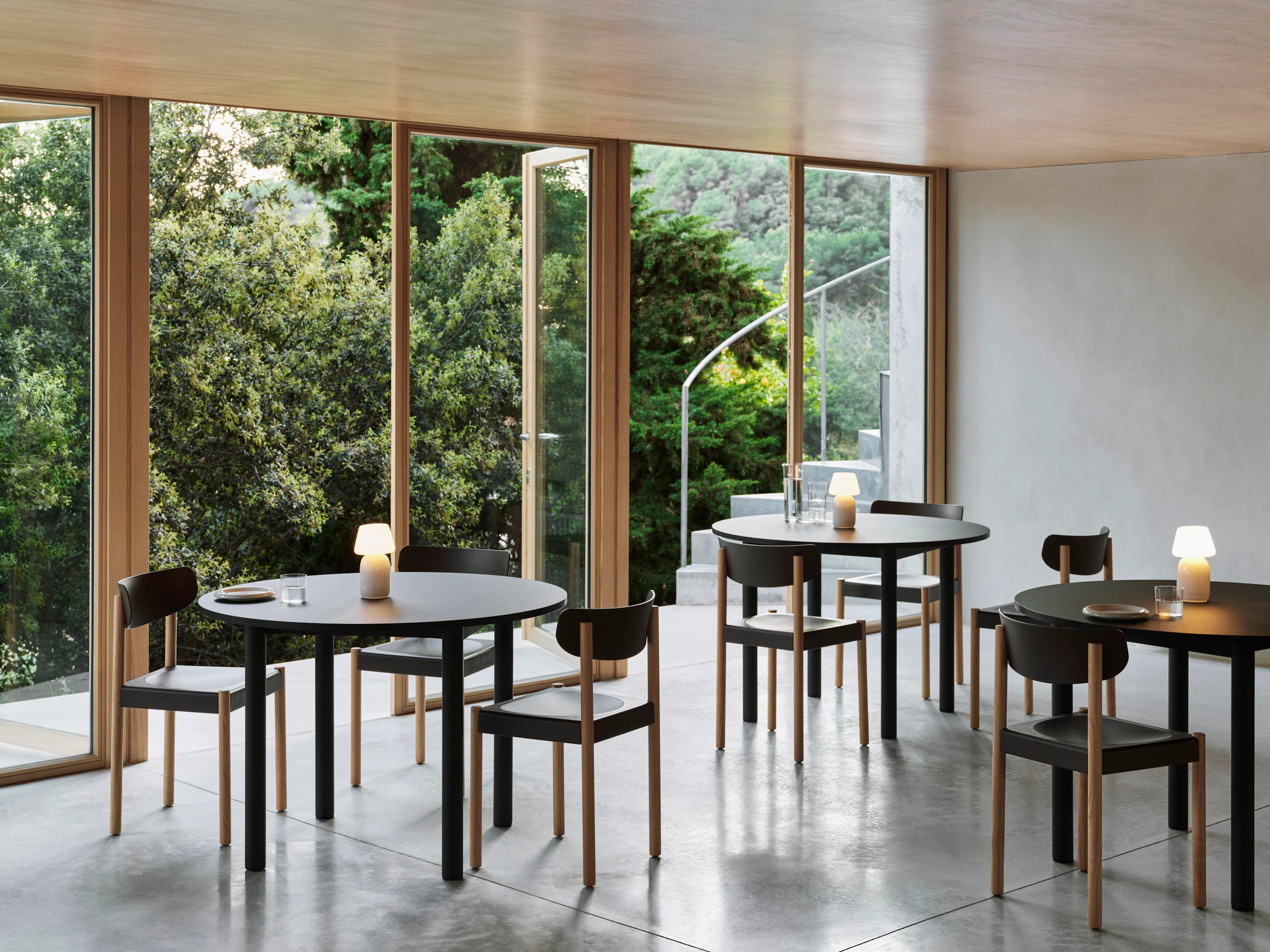 Pack Chairs around Annex Round Tables